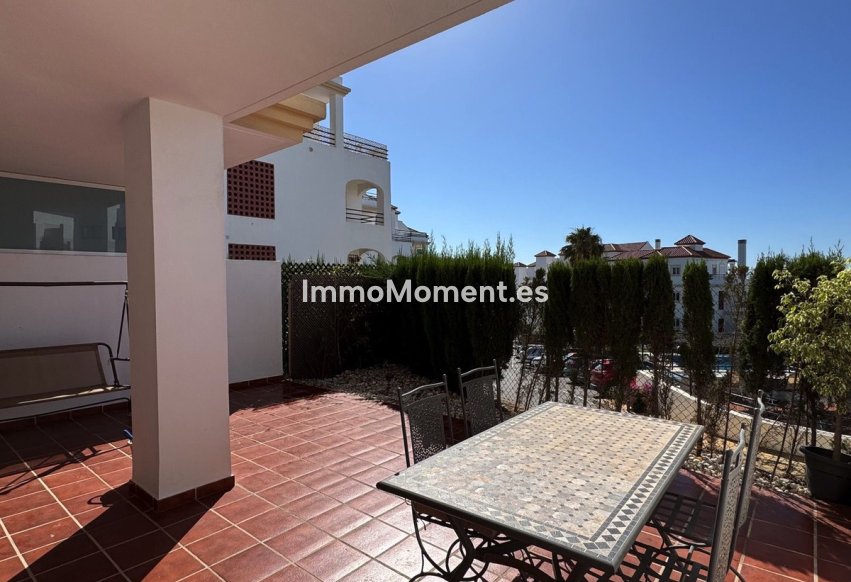 Resale - Apartment - Manilva - La Duquesa