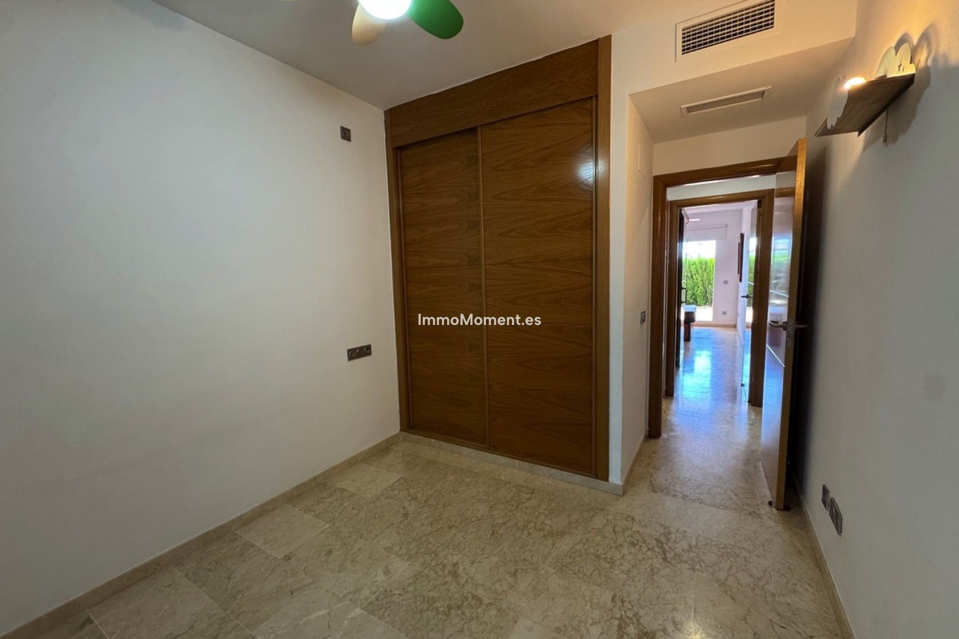 Resale - Apartment - Manilva - La Duquesa