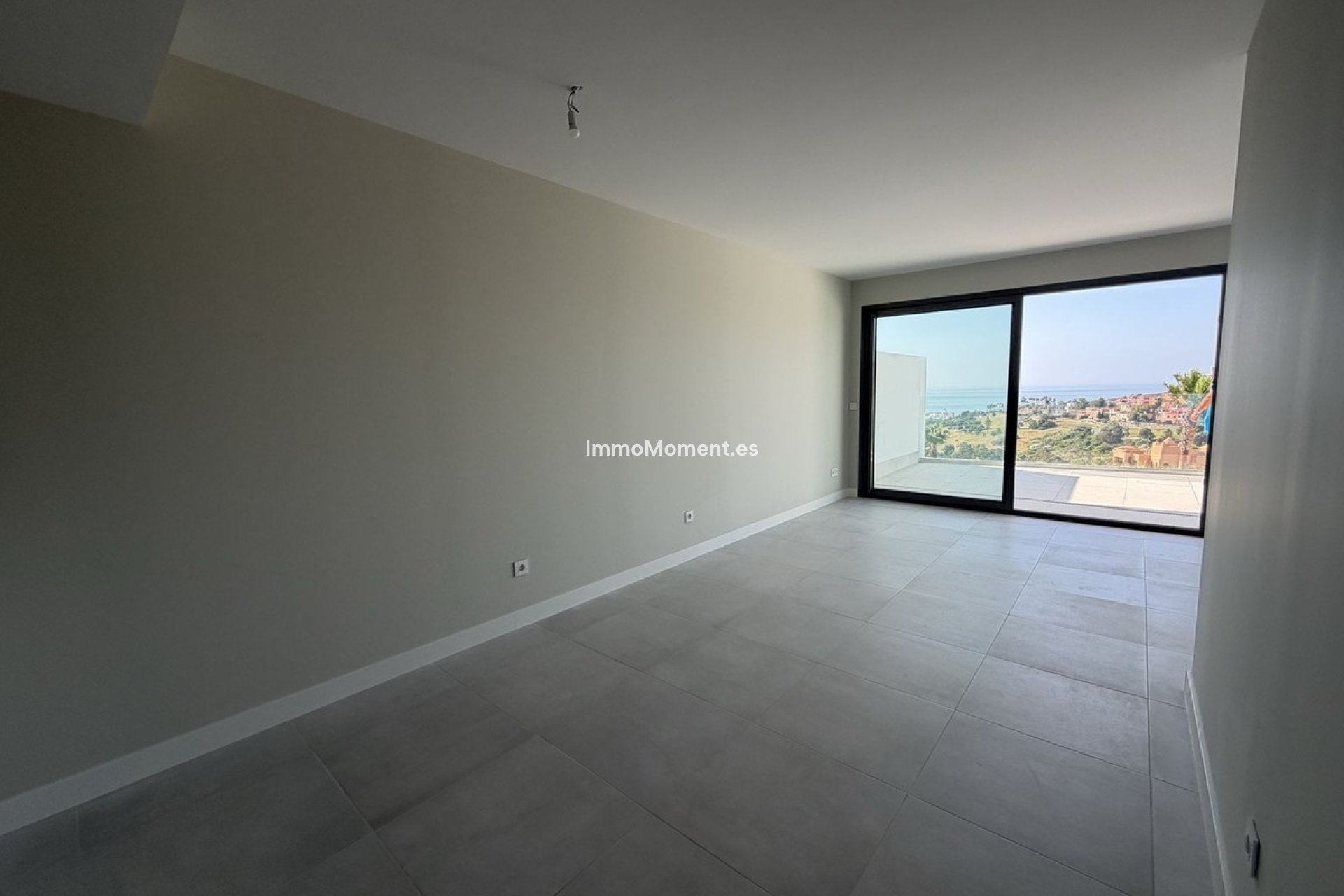 Resale - Apartment - Manilva - La Duquesa