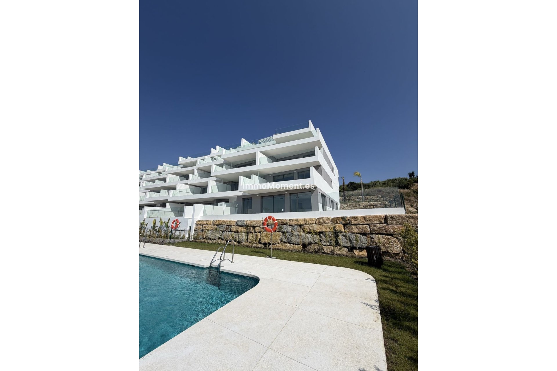Resale - Apartment - Manilva - La Duquesa