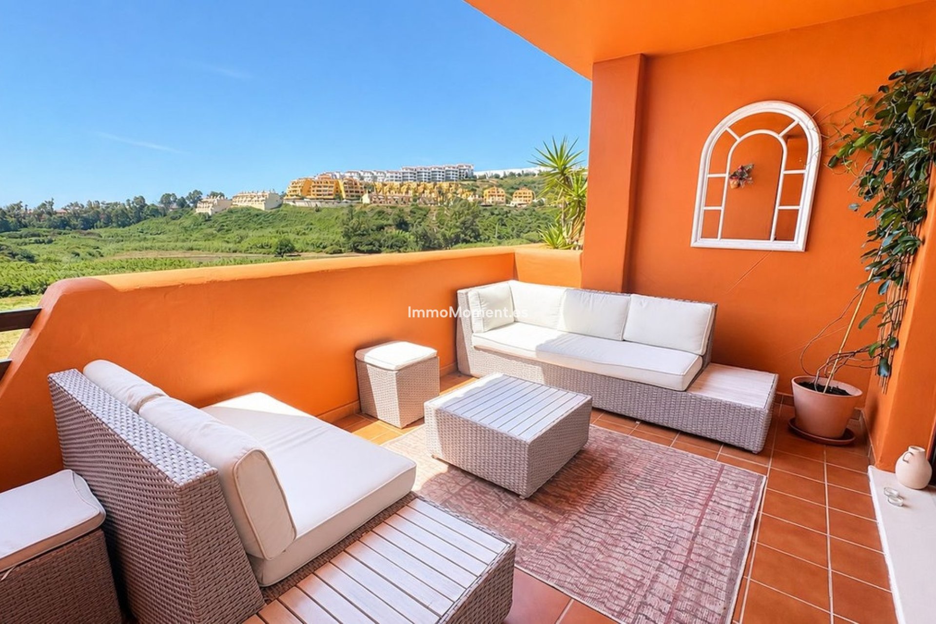 Resale - Apartment - Manilva - La Duquesa