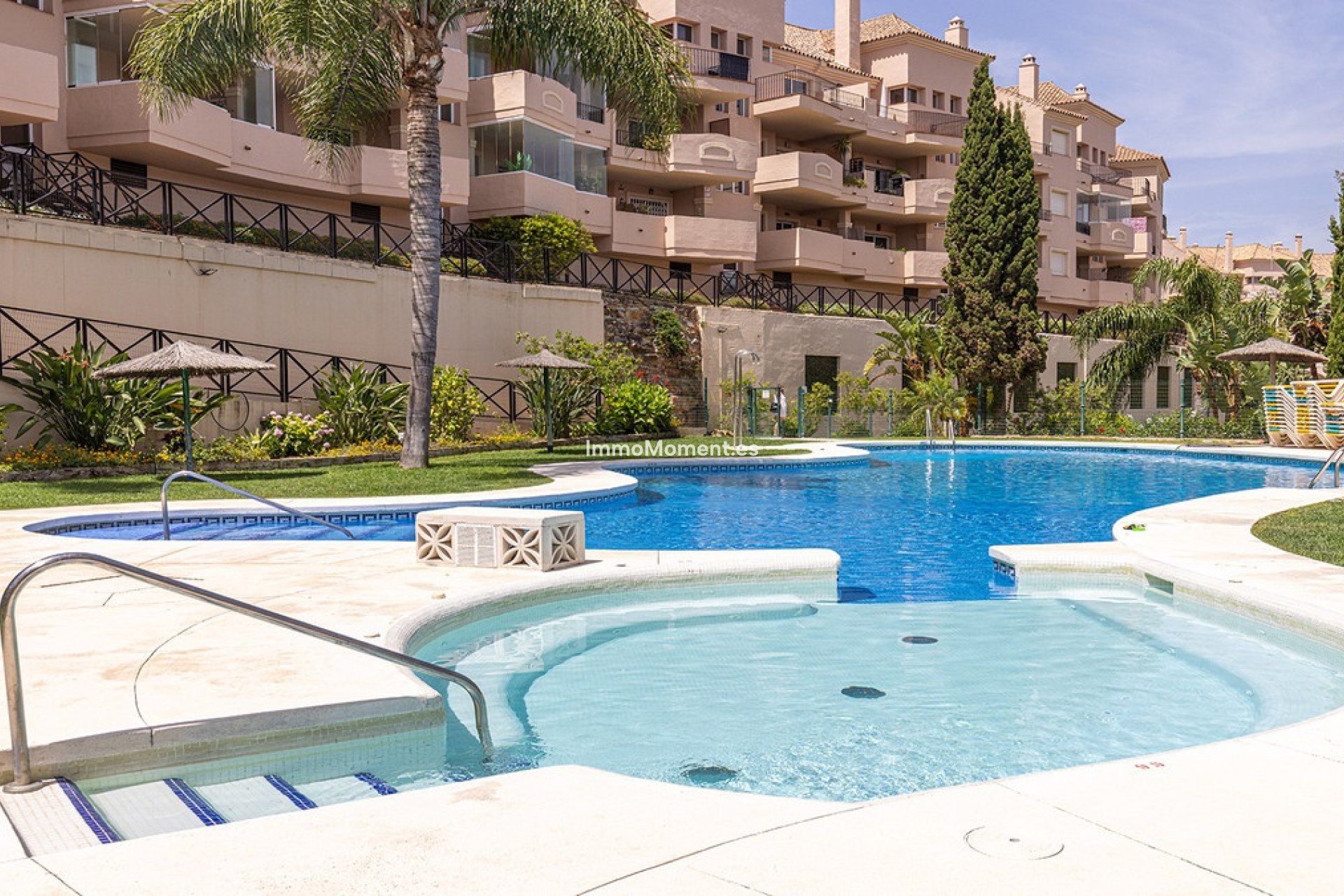 Resale - Apartment - Manilva - La Duquesa