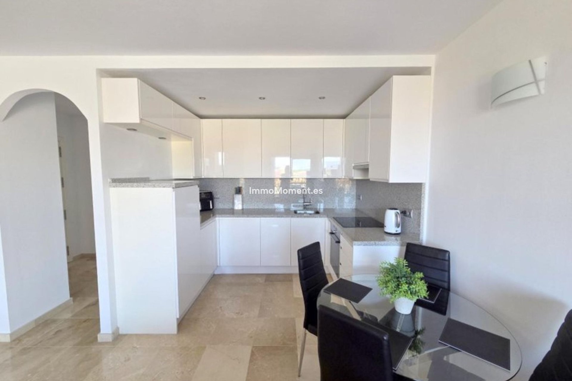 Resale - Apartment - Manilva - La Duquesa