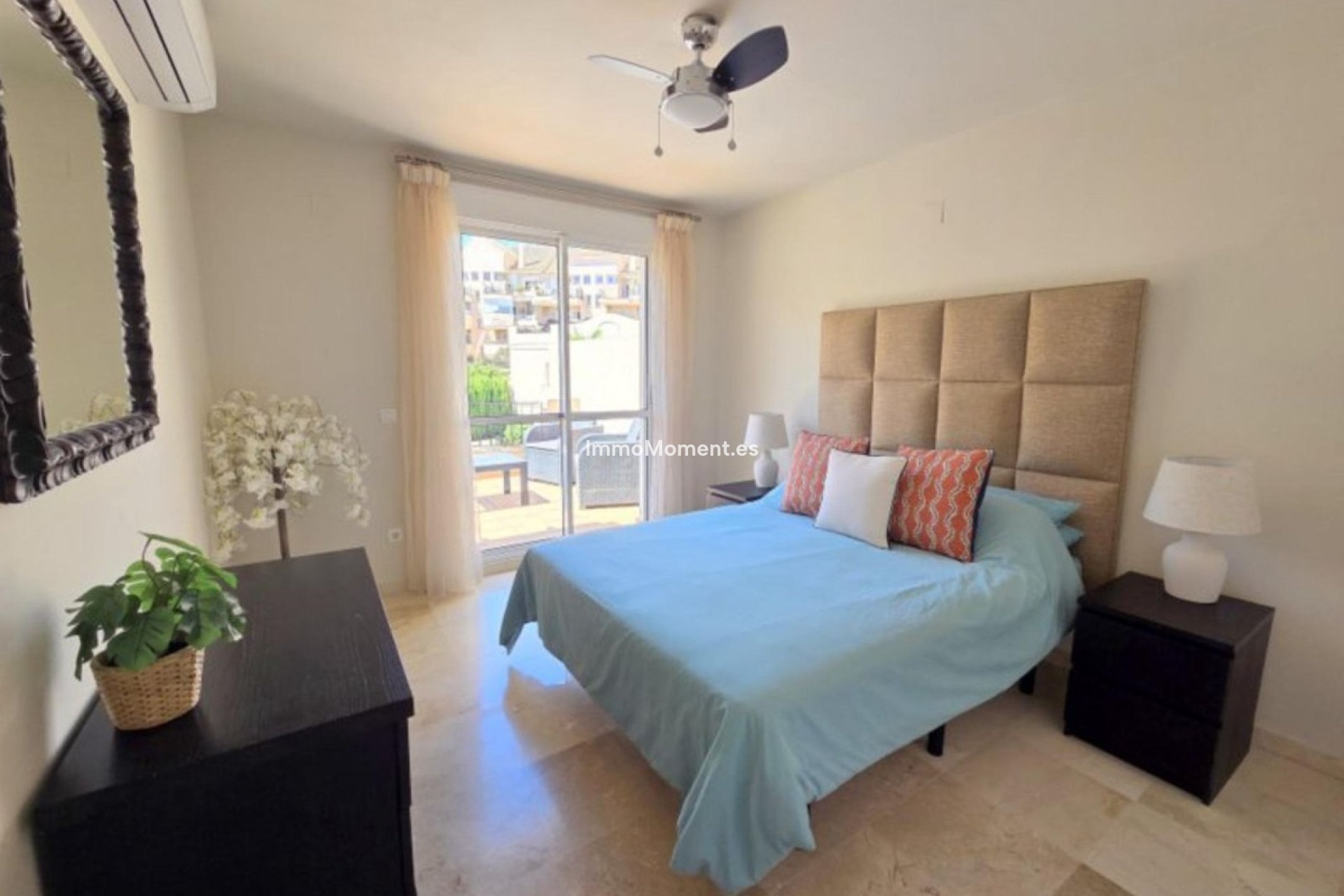 Resale - Apartment - Manilva - La Duquesa