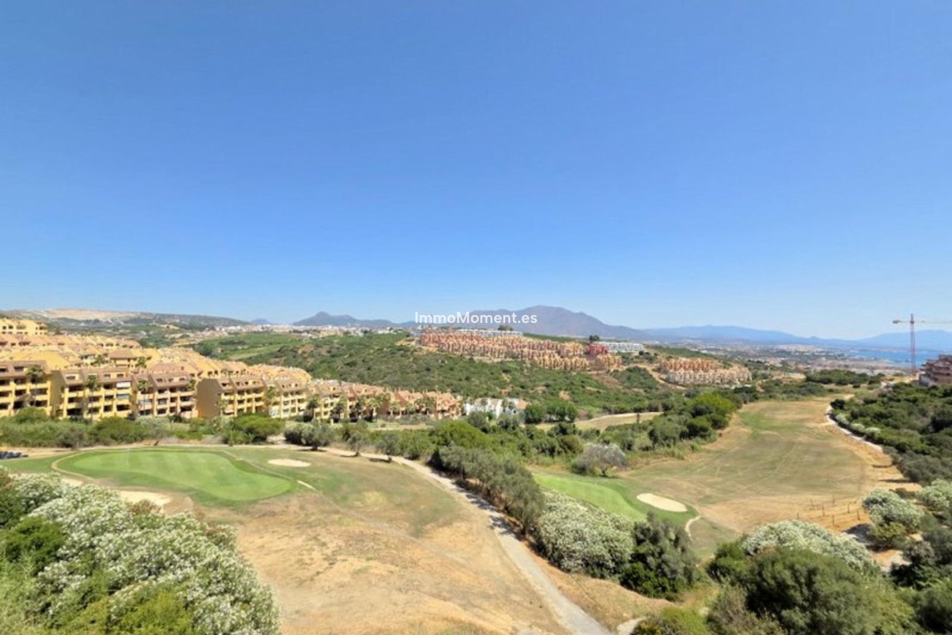 Resale - Apartment - Manilva - La Duquesa
