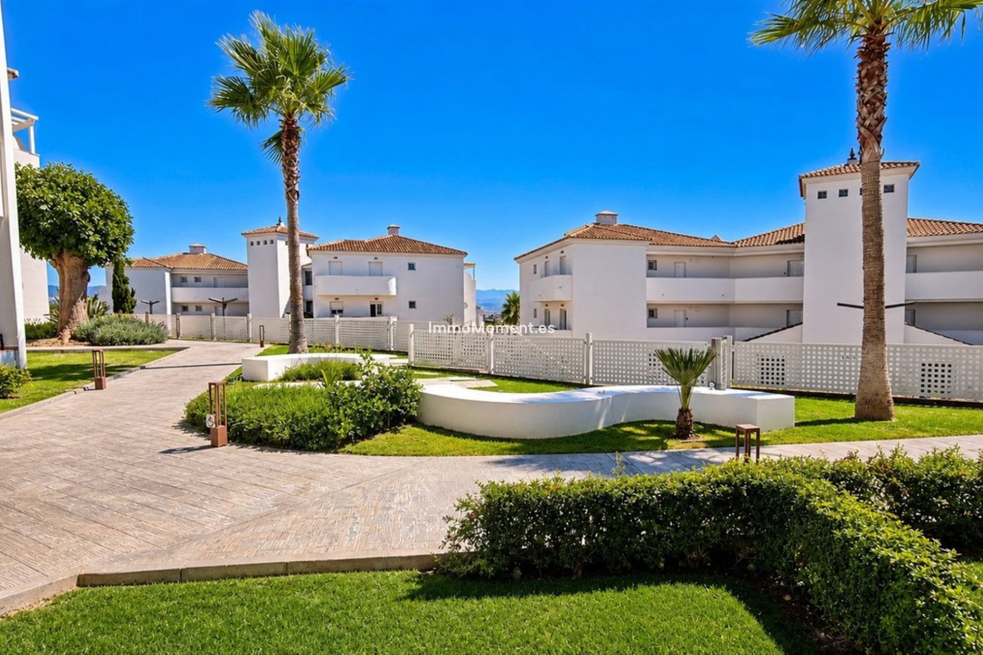 Resale - Apartment - Manilva - La Duquesa