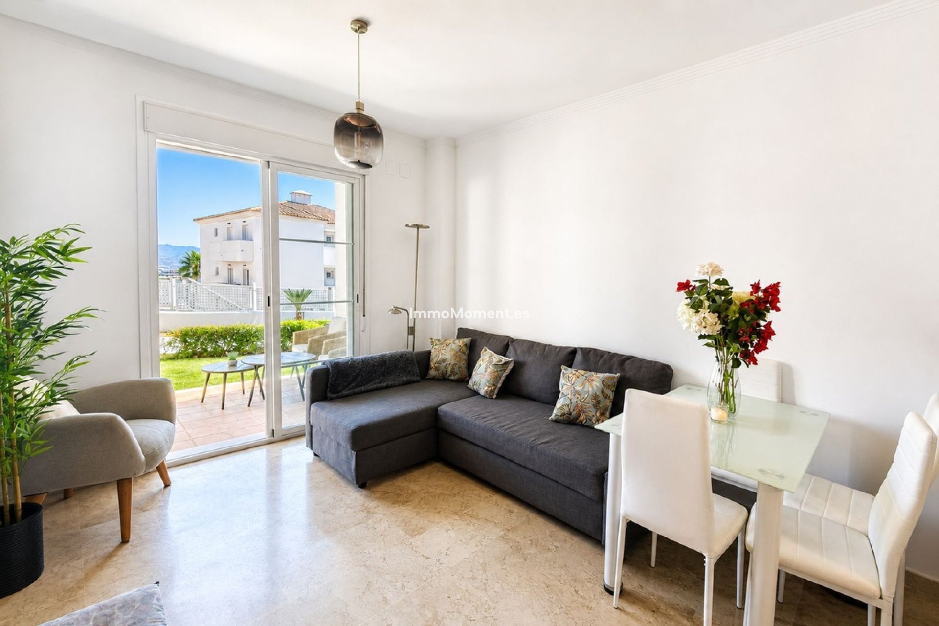 Resale - Apartment - Manilva - La Duquesa