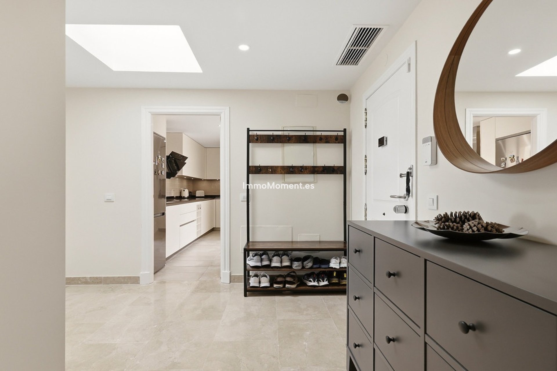 Resale - Apartment - Manilva - La Duquesa