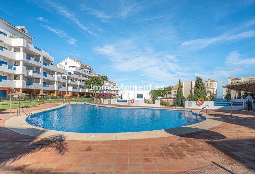 Resale - Apartment - Manilva - La Duquesa