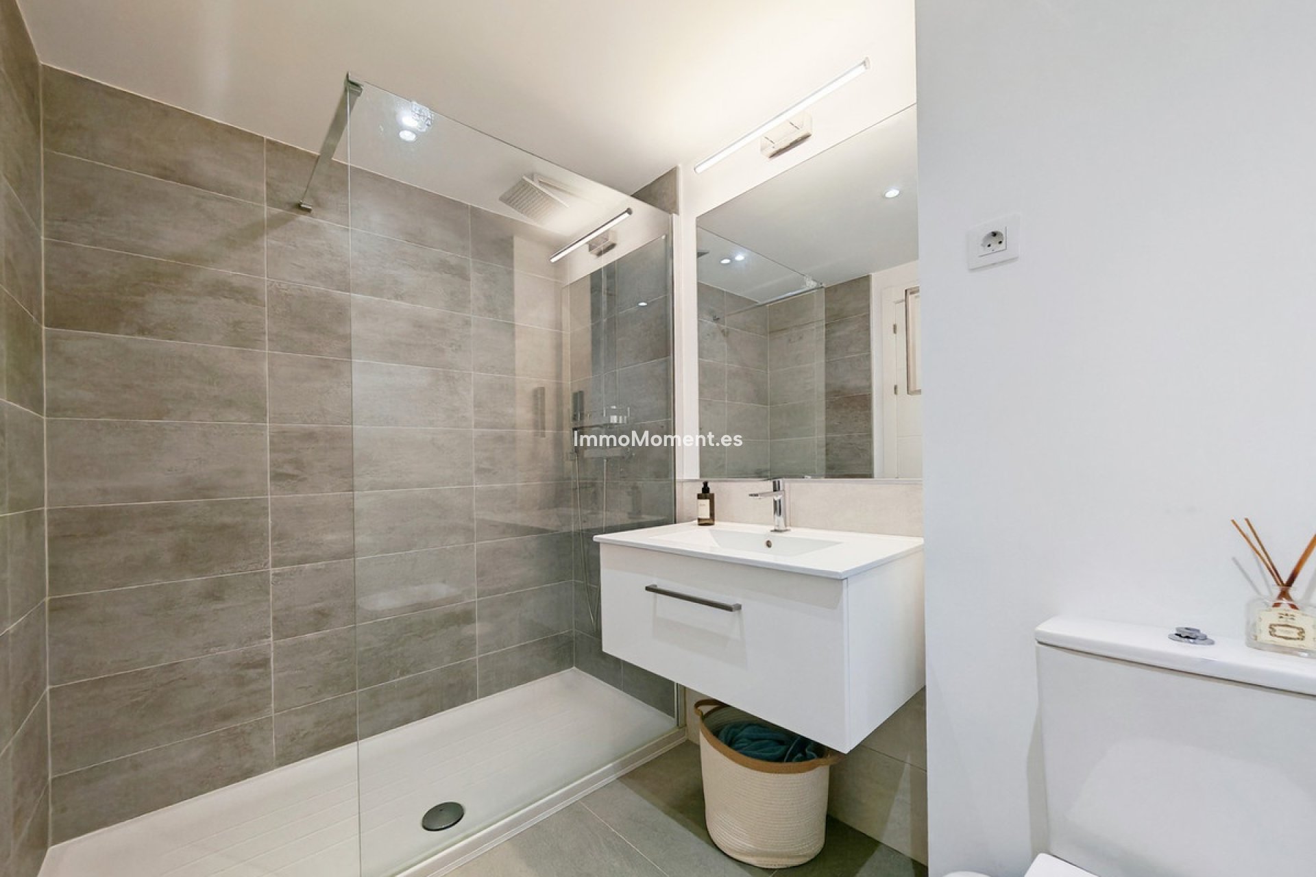 Resale - Apartment - Manilva - Manilva Centro