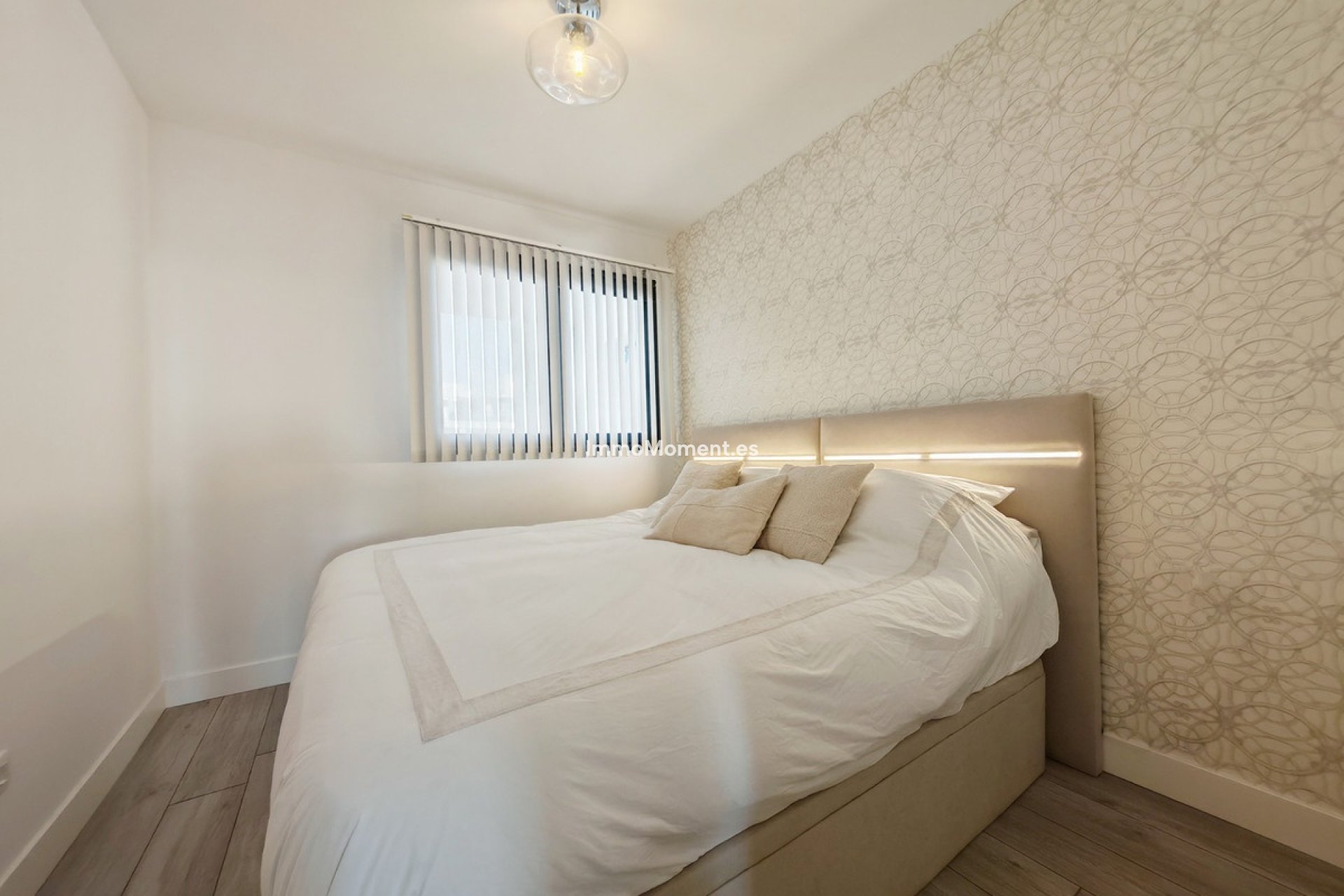 Resale - Apartment - Manilva - Manilva Centro