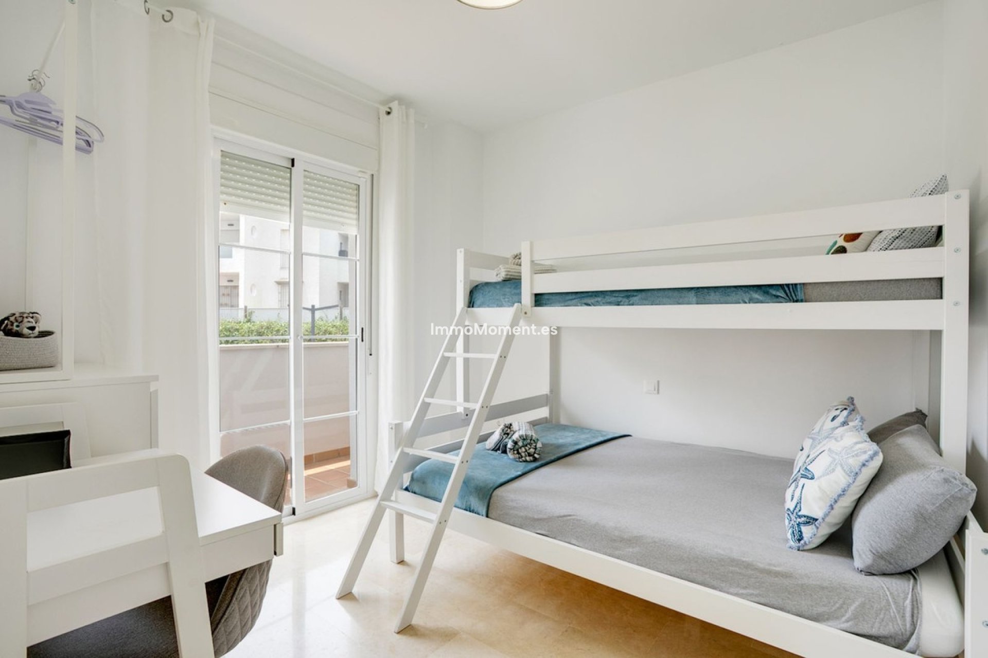 Resale - Apartment - Manilva - Manilva Centro