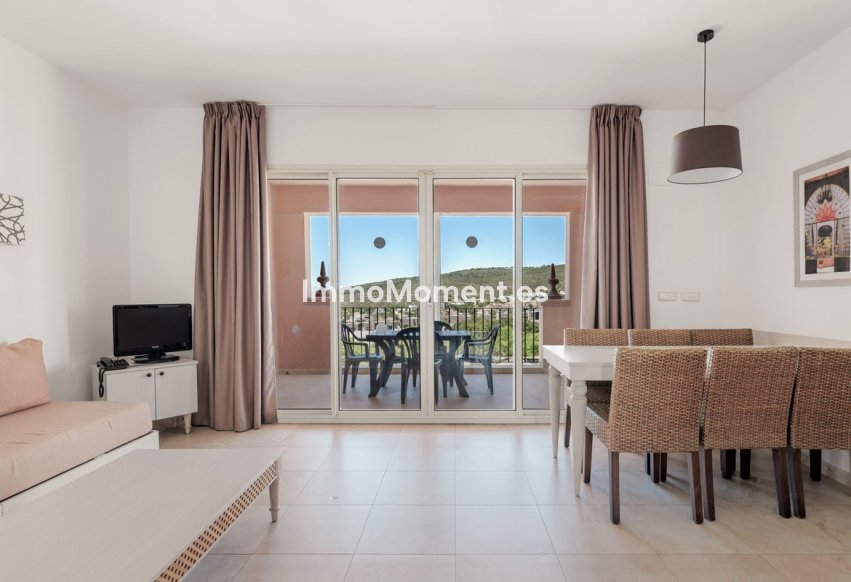 Resale - Apartment - Manilva - Manilva Centro