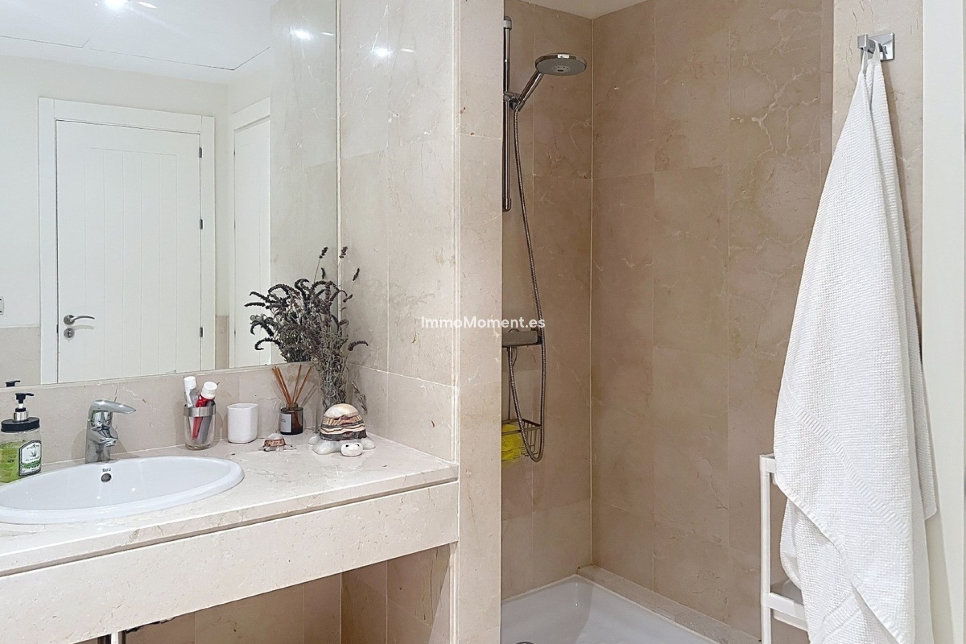 Resale - Apartment - Manilva - Manilva Centro