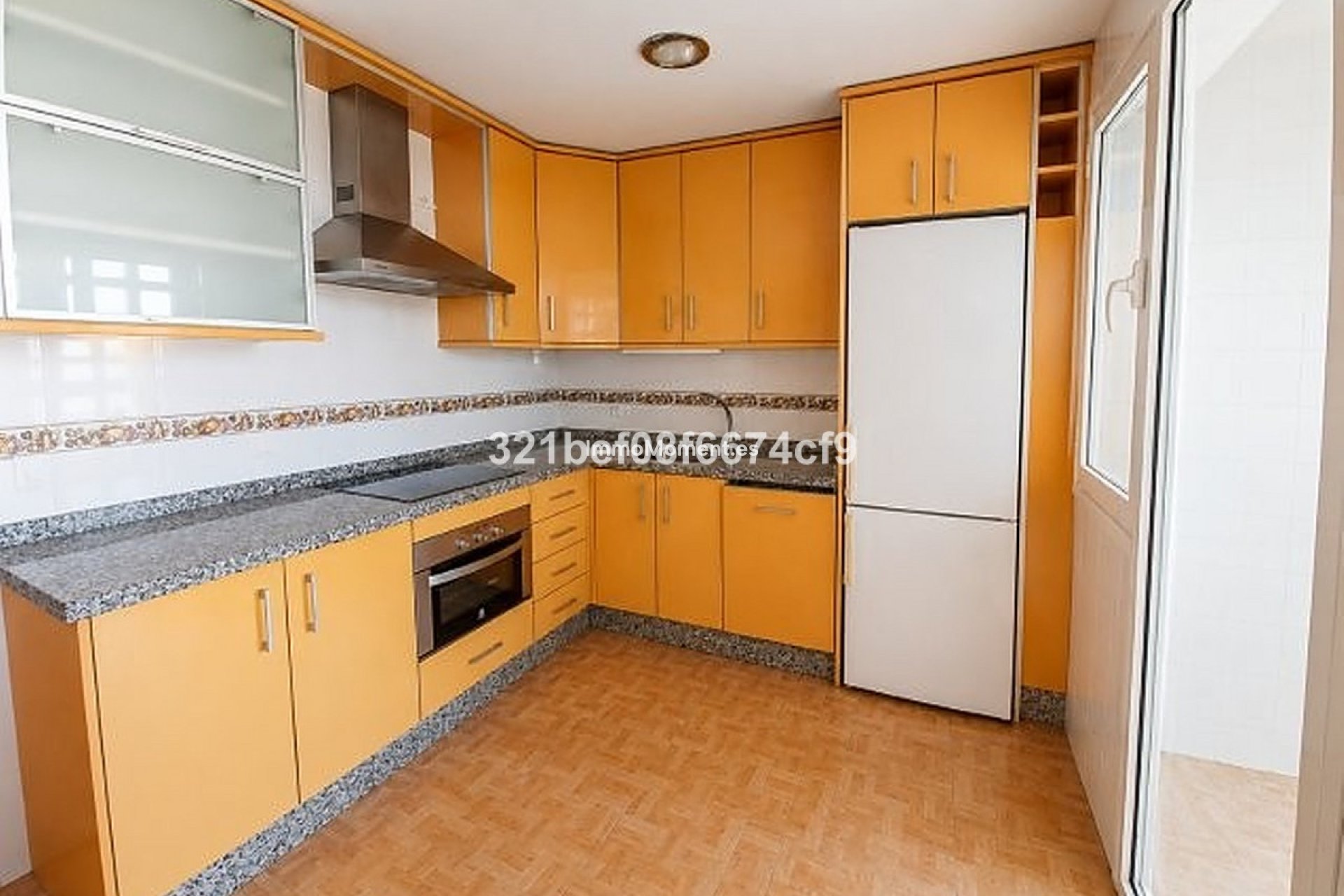 Resale - Apartment - Manilva - San Luis de Sabinillas