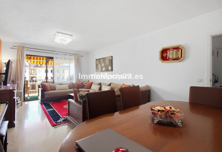 Resale - Apartment - Manilva - San Luis de Sabinillas