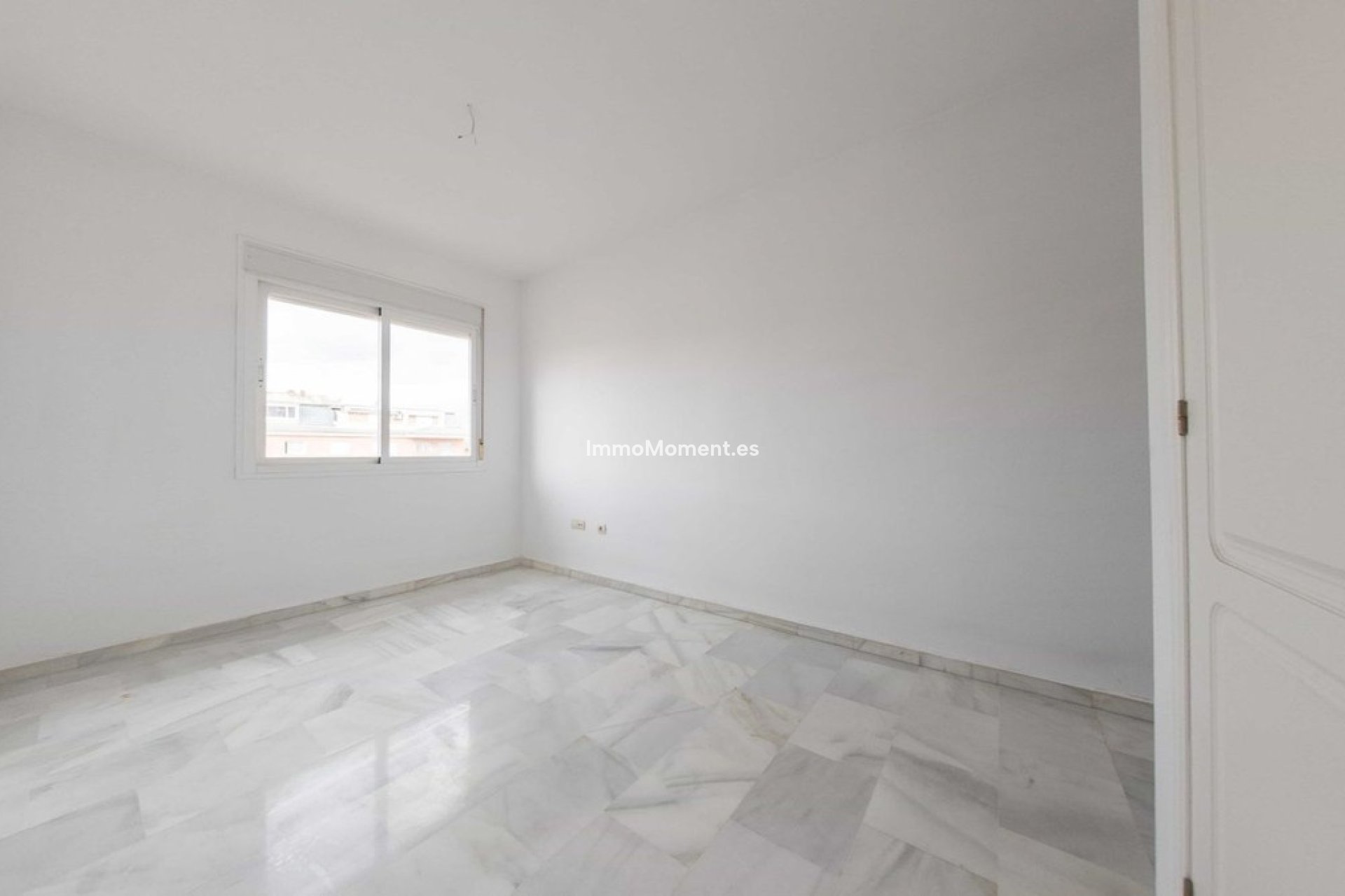 Resale - Apartment - Manilva - San Luis de Sabinillas