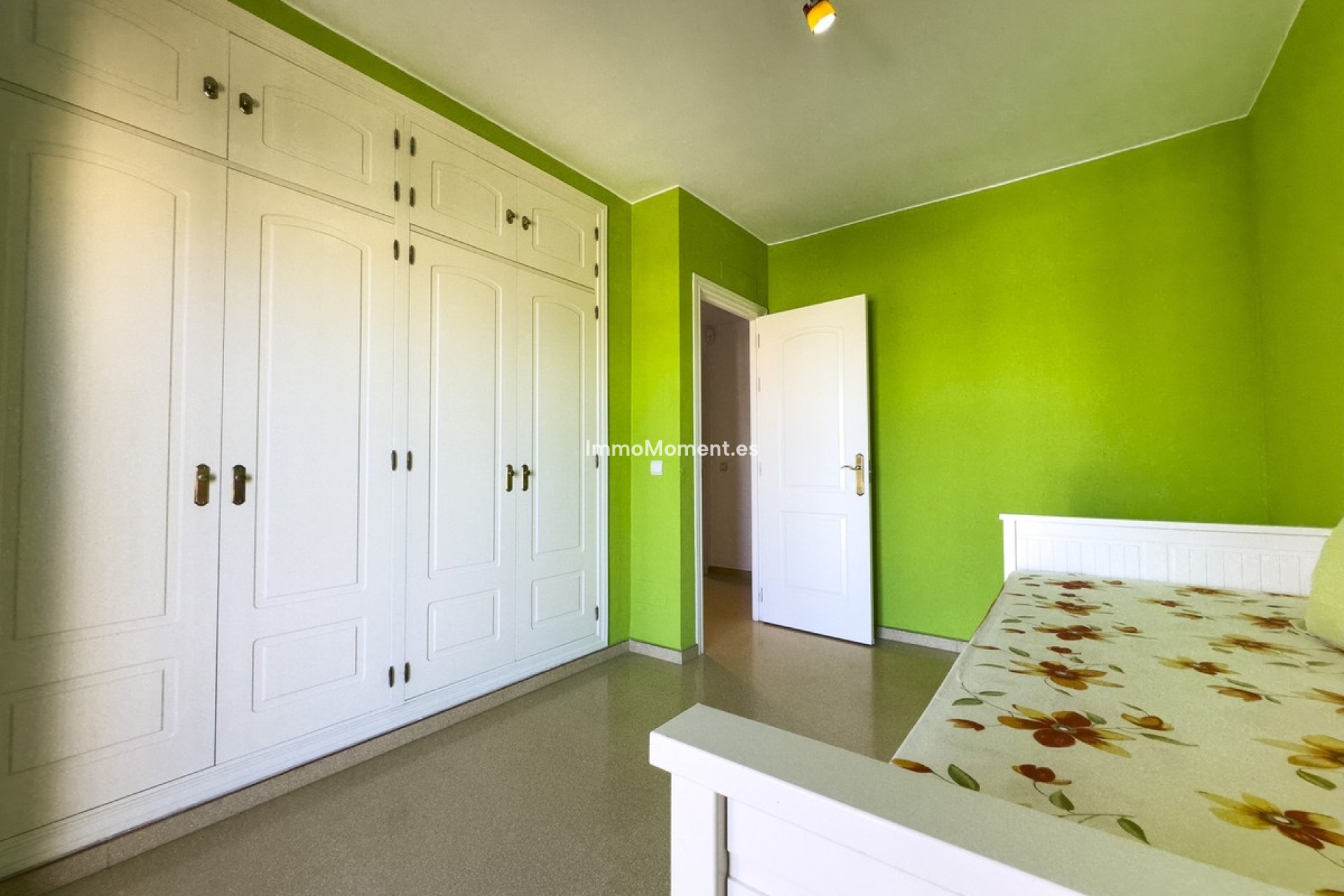 Resale - Apartment - Manilva - San Luis de Sabinillas