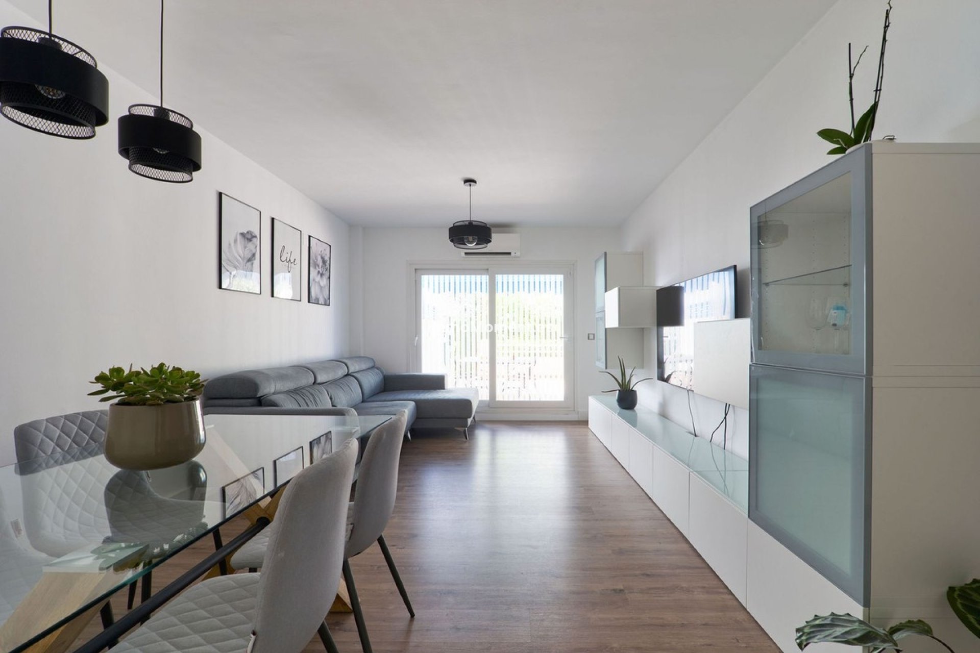 Resale - Apartment - Manilva - San Luis de Sabinillas