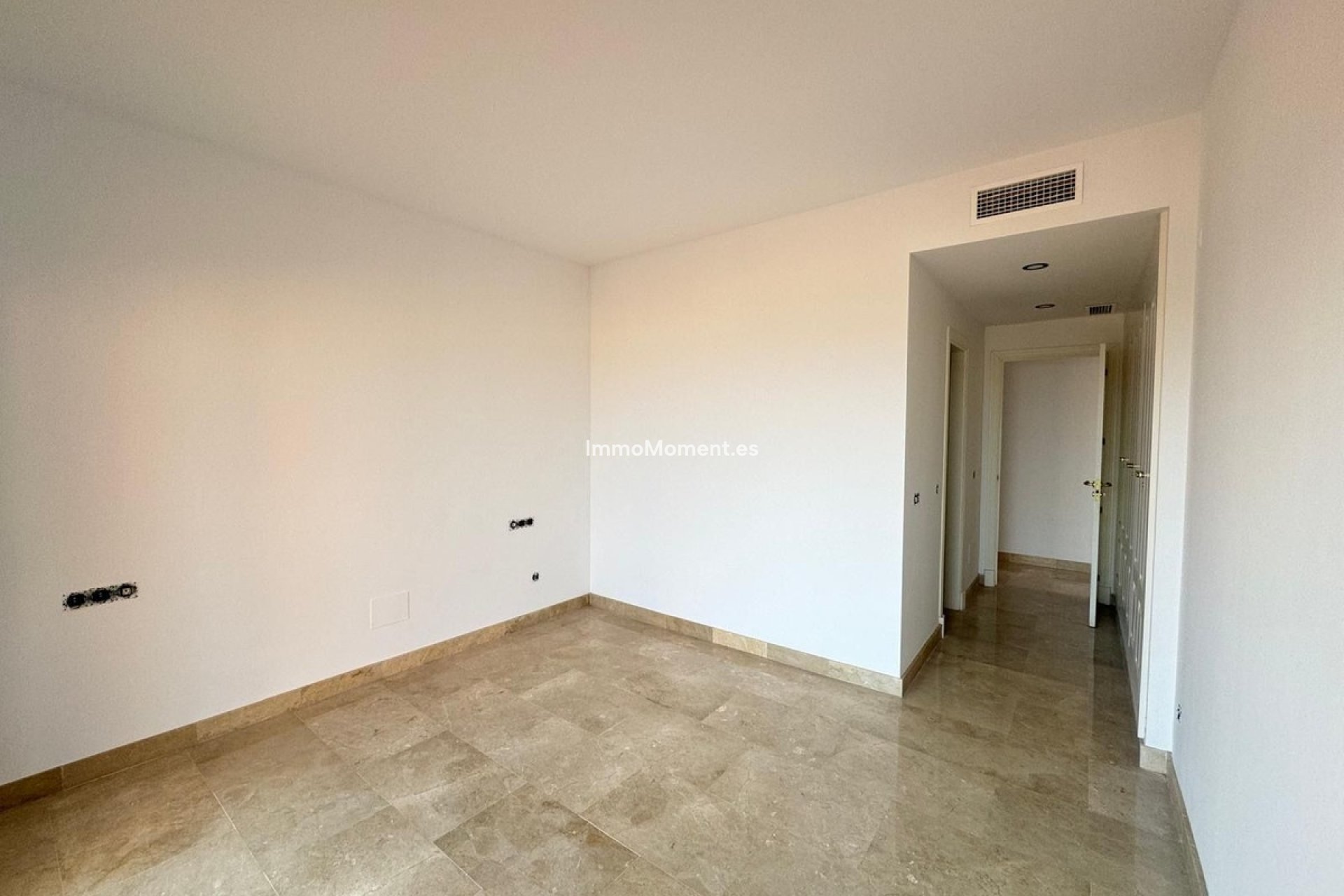 Resale - Apartment - Manilva - San Luis de Sabinillas