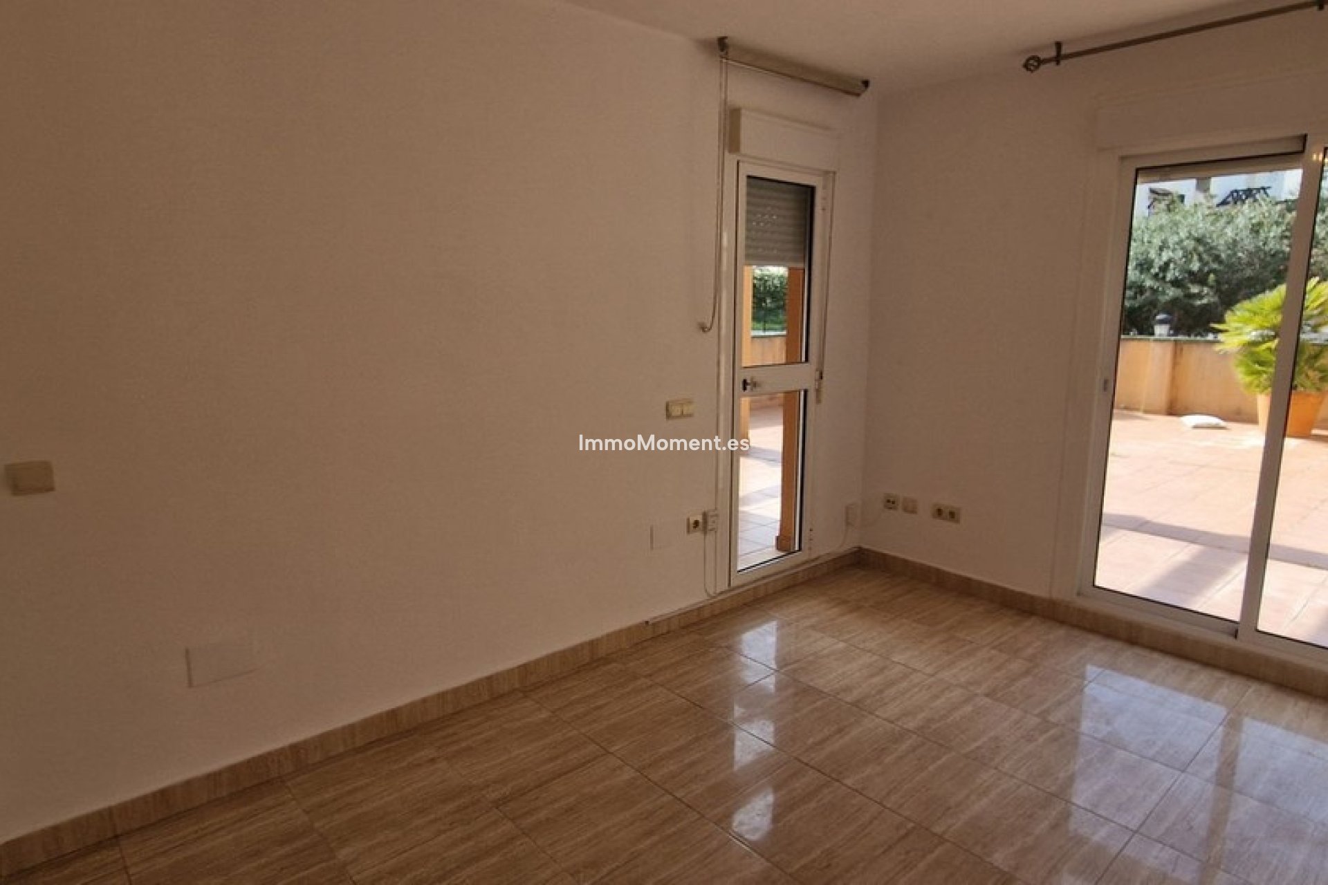 Resale - Apartment - Manilva - San Luis de Sabinillas