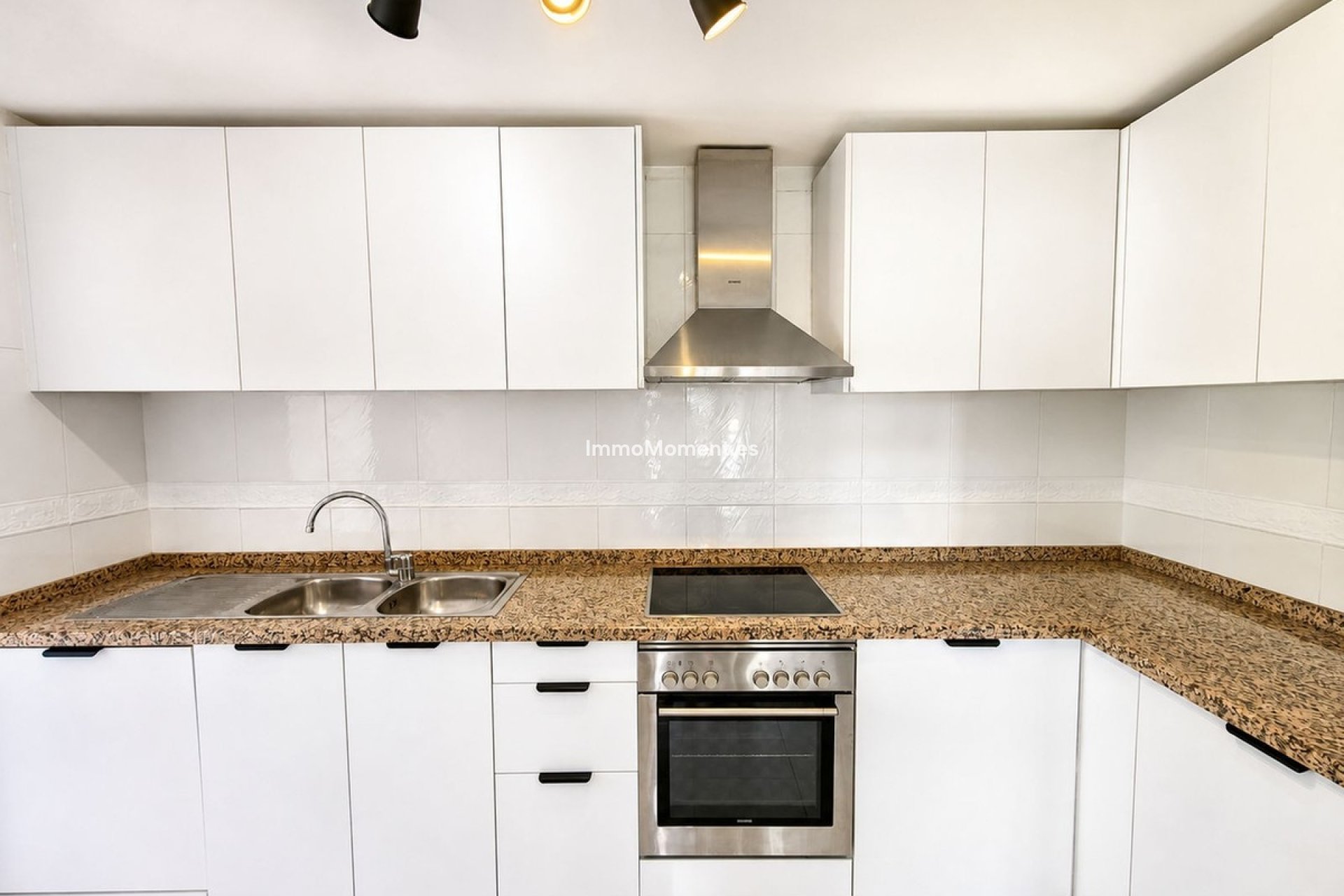 Resale - Apartment - Manilva - San Luis de Sabinillas