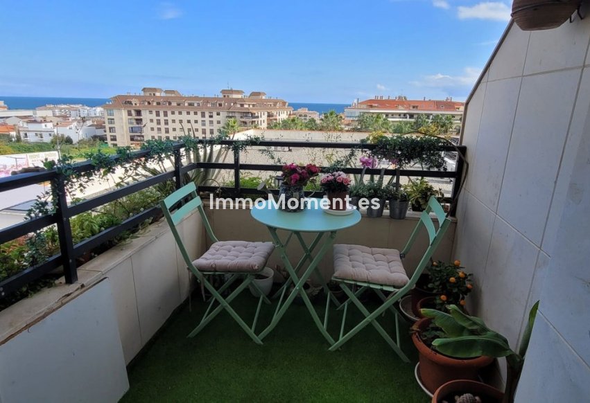 Resale - Apartment - Manilva