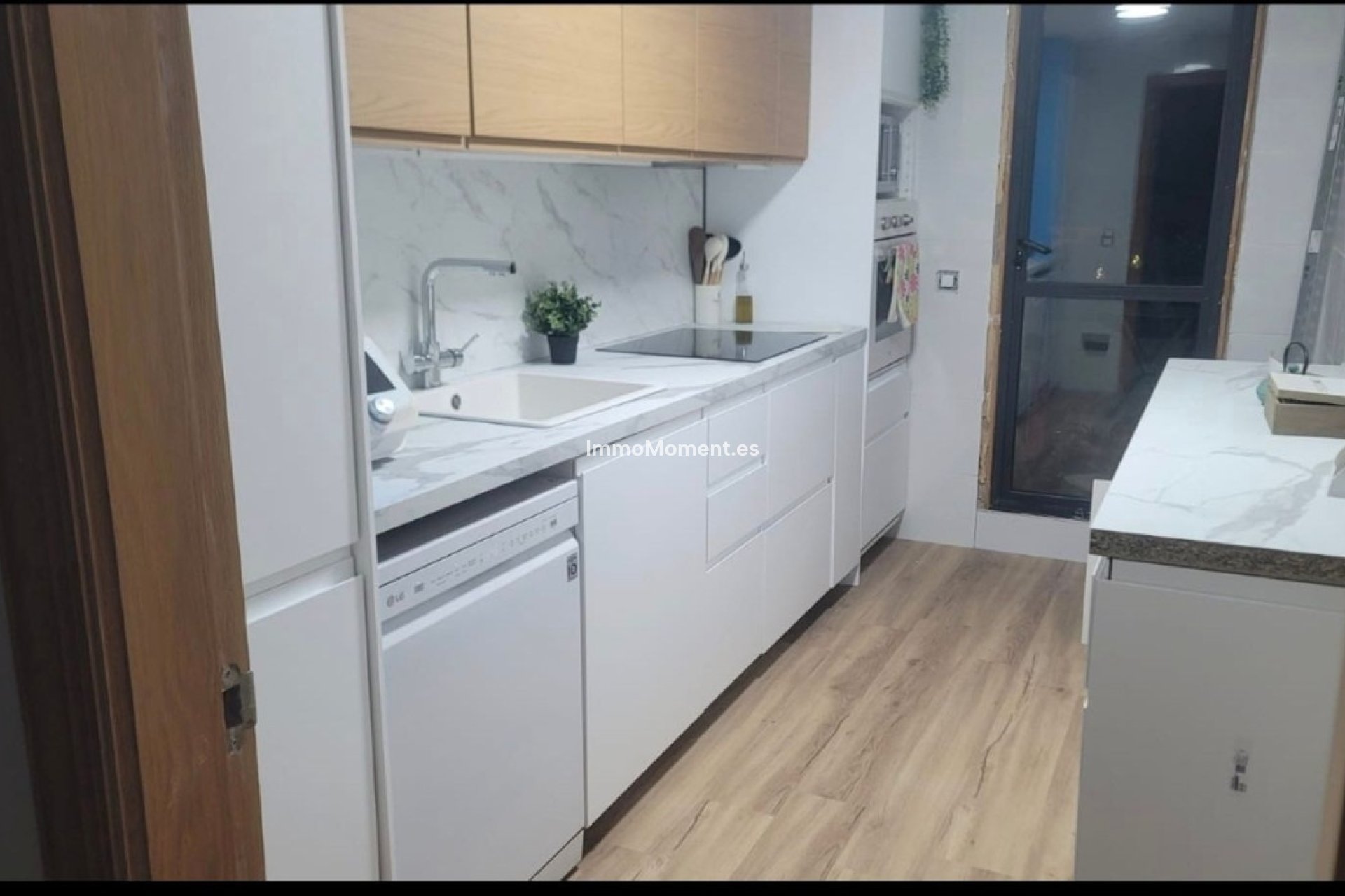 Resale - Apartment - Manilva