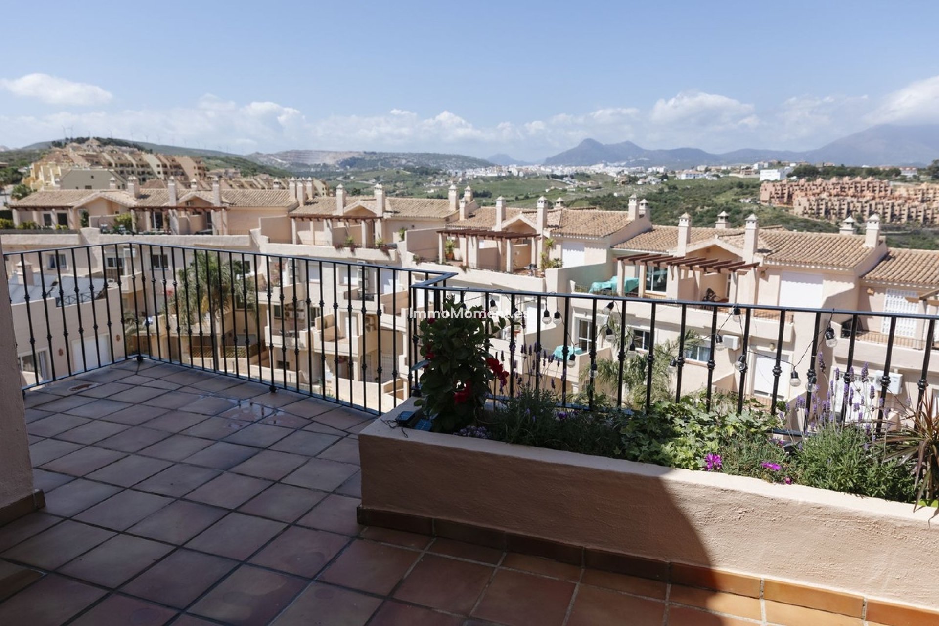 Resale - Apartment - Manilva