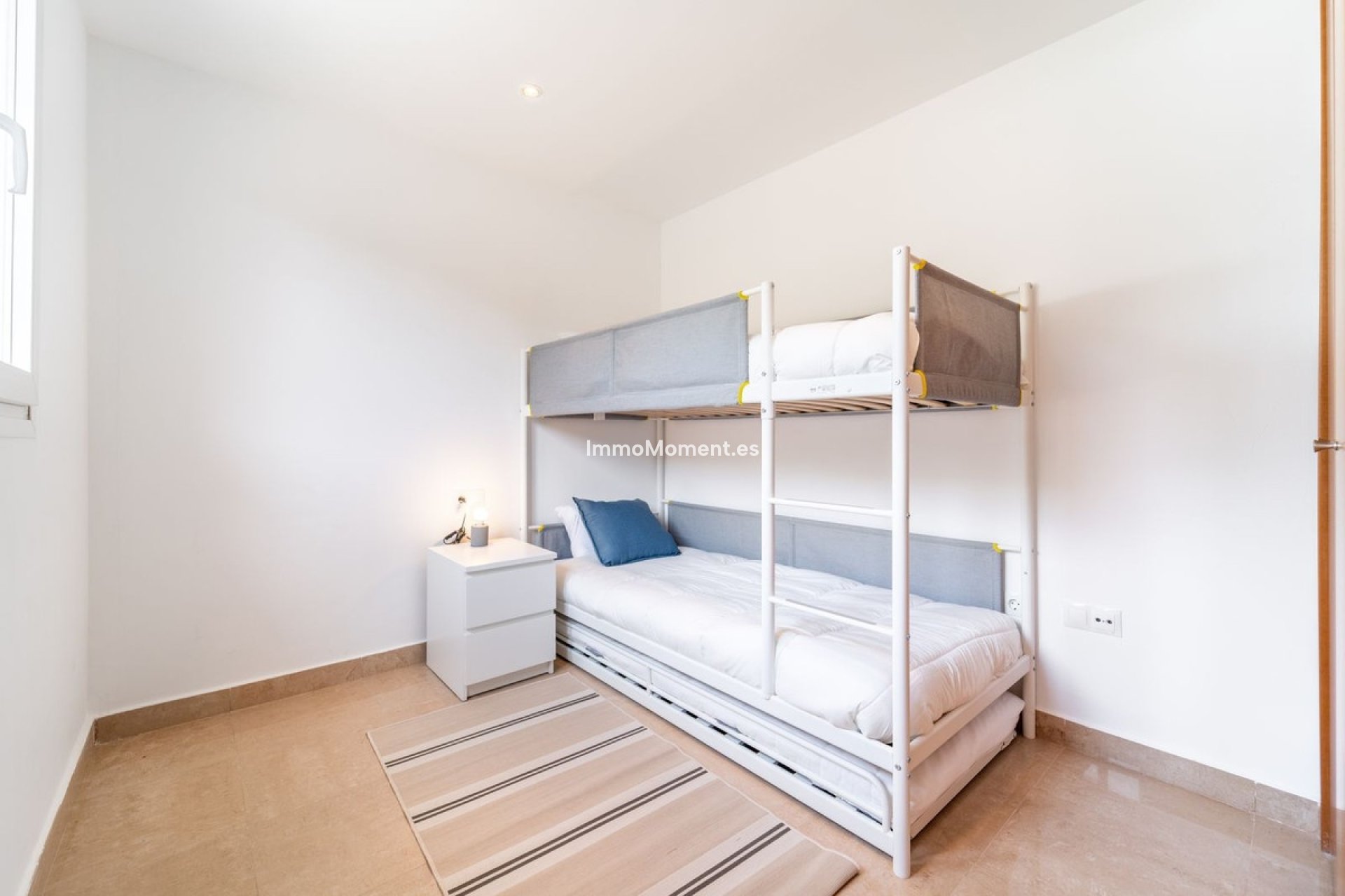 Resale - Apartment - Manilva