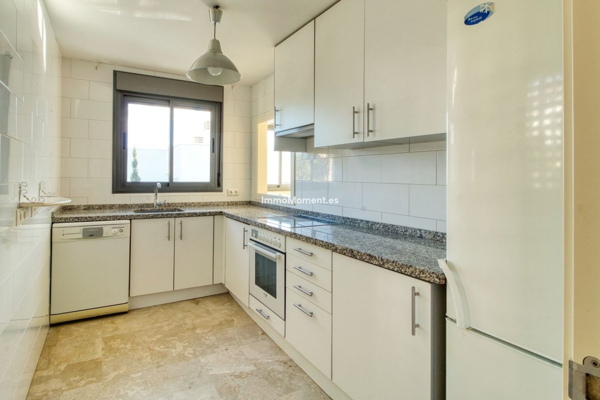 Resale - Apartment - Manilva