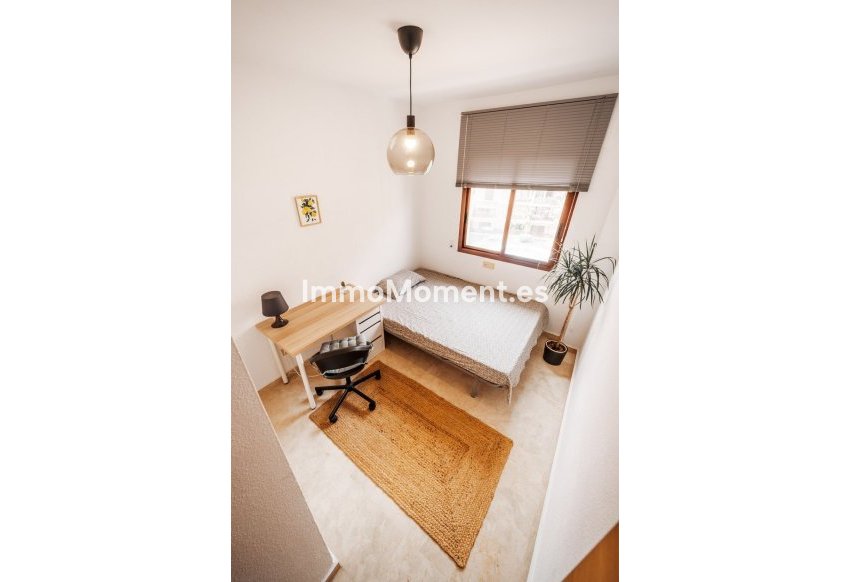 Resale - Apartment - Manilva