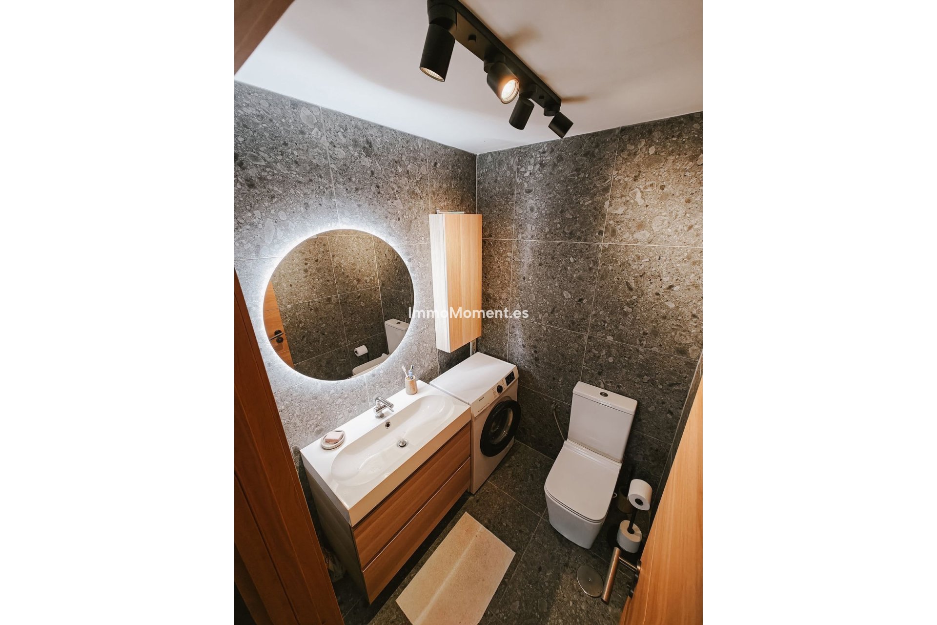 Resale - Apartment - Manilva