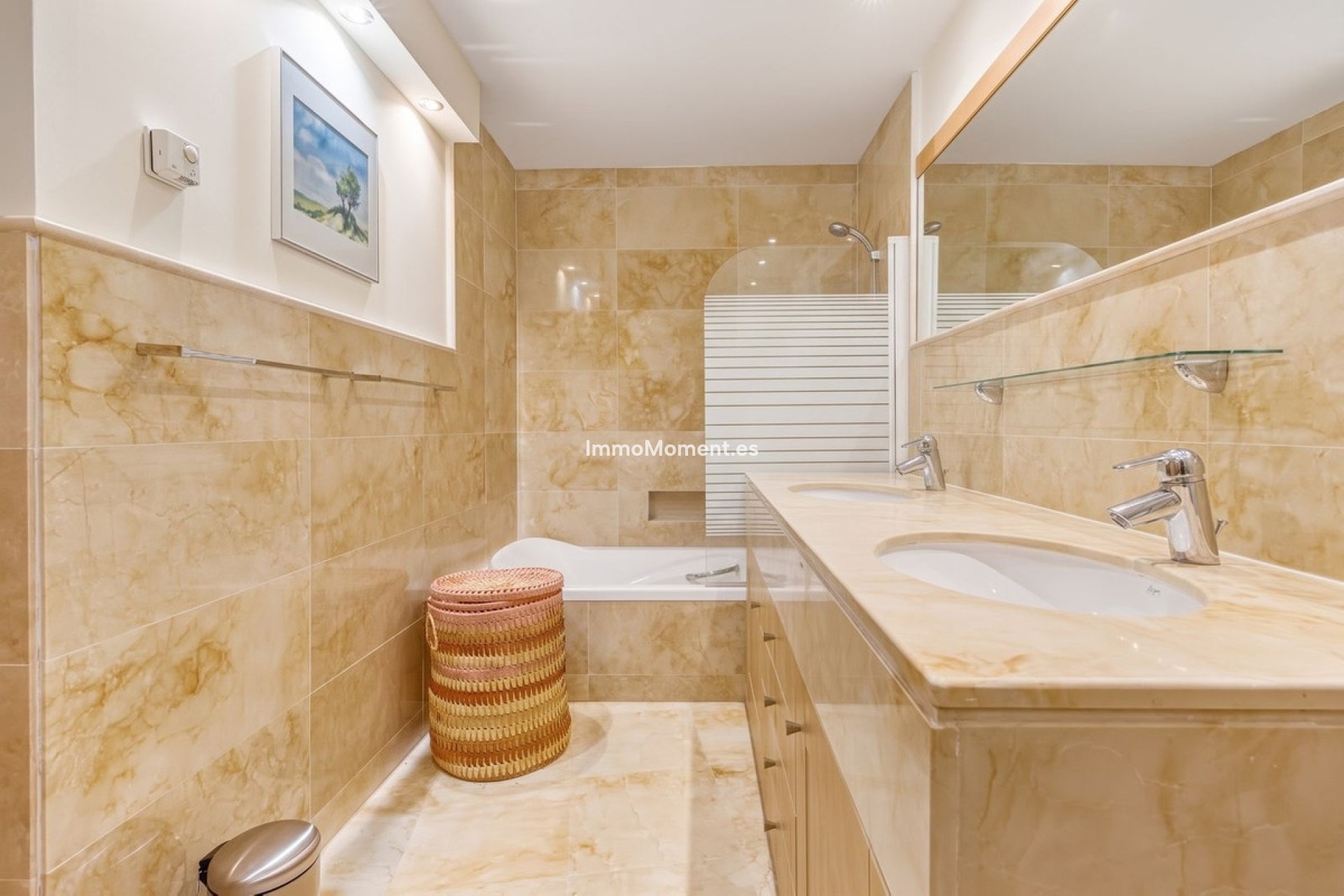 Resale - Apartment - Marbella - Altos de los Monteros
