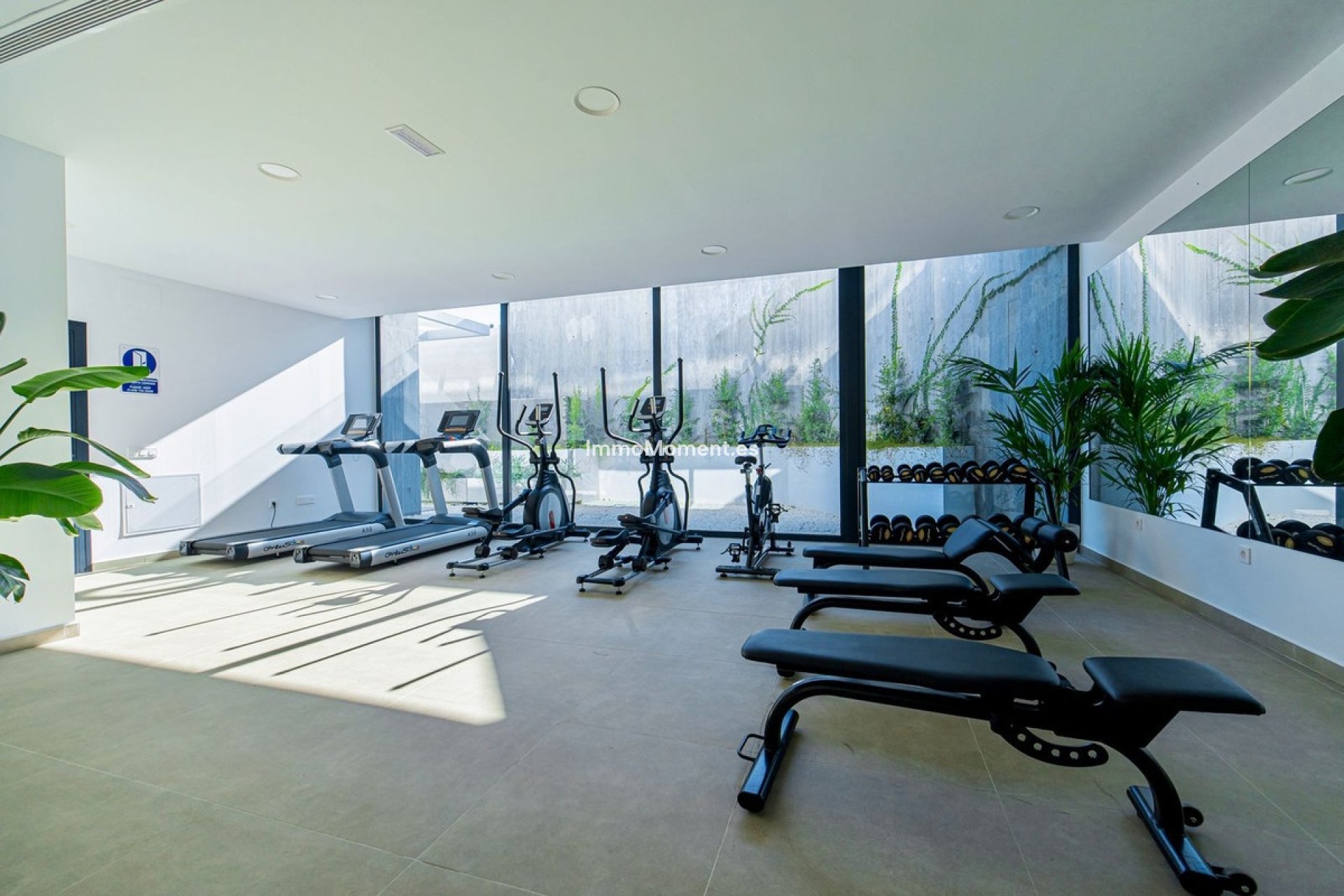 Resale - Apartment - Marbella - Altos de los Monteros