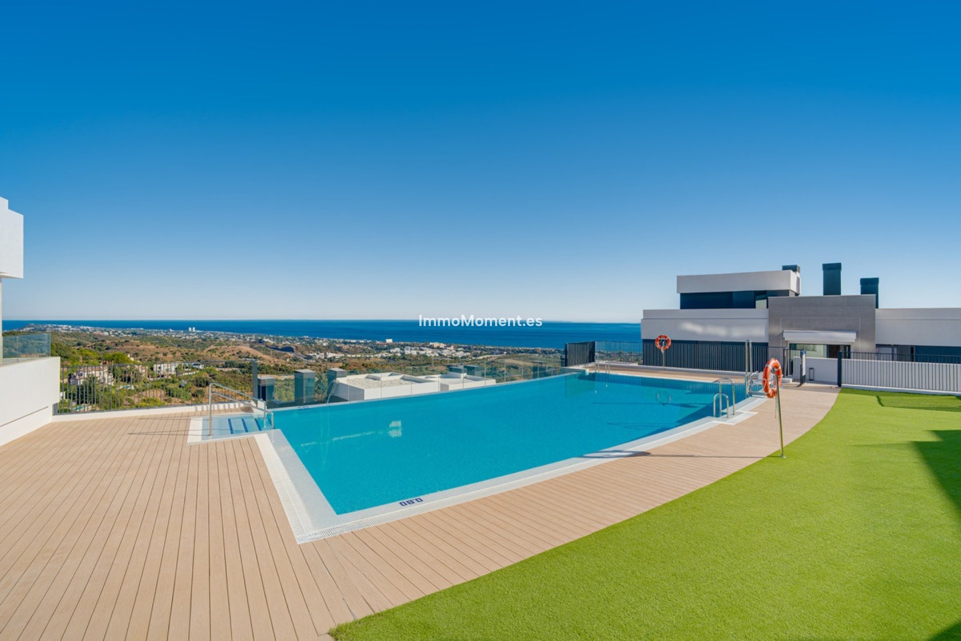 Resale - Apartment - Marbella - Altos de los Monteros