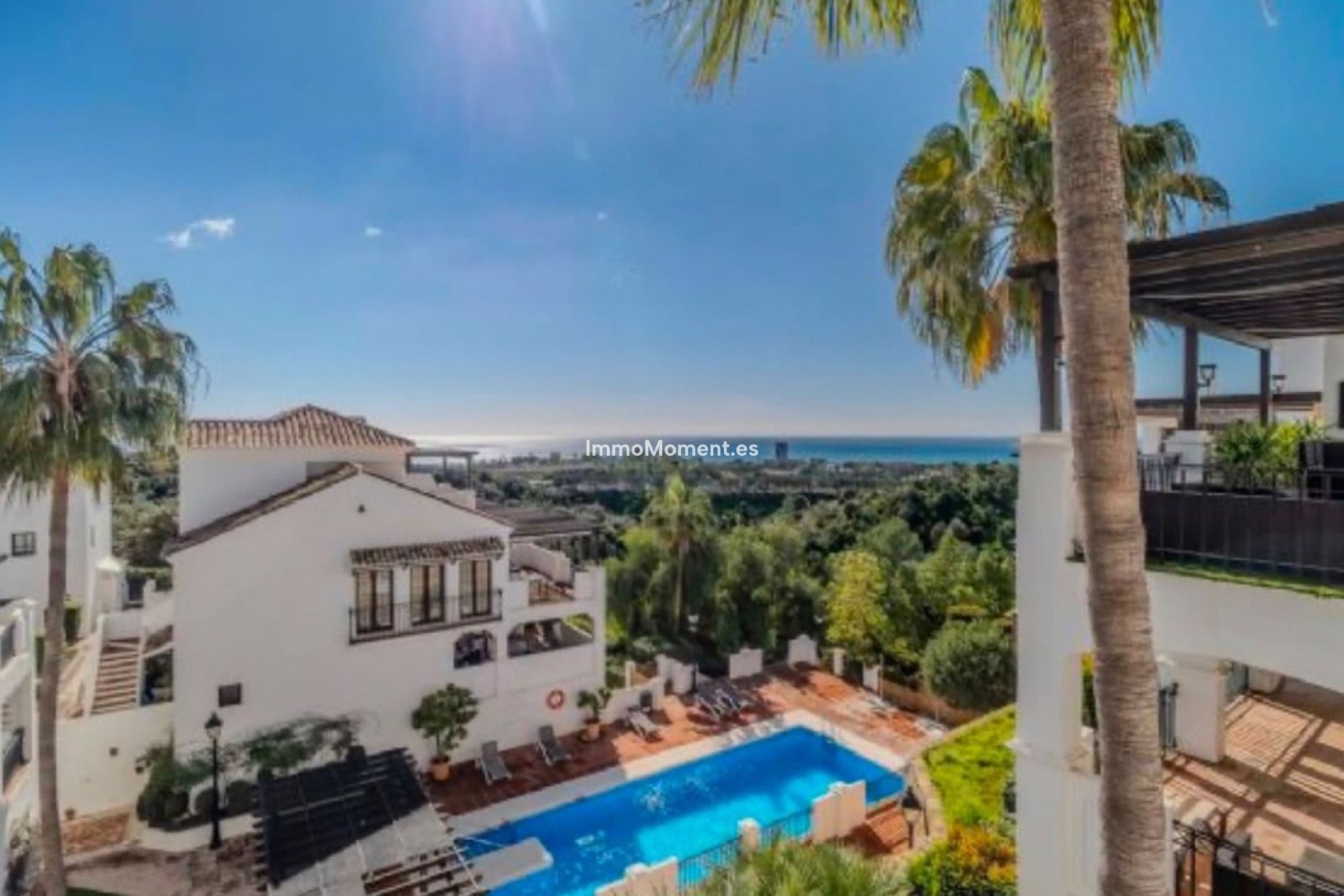 Resale - Apartment - Marbella - Altos de los Monteros