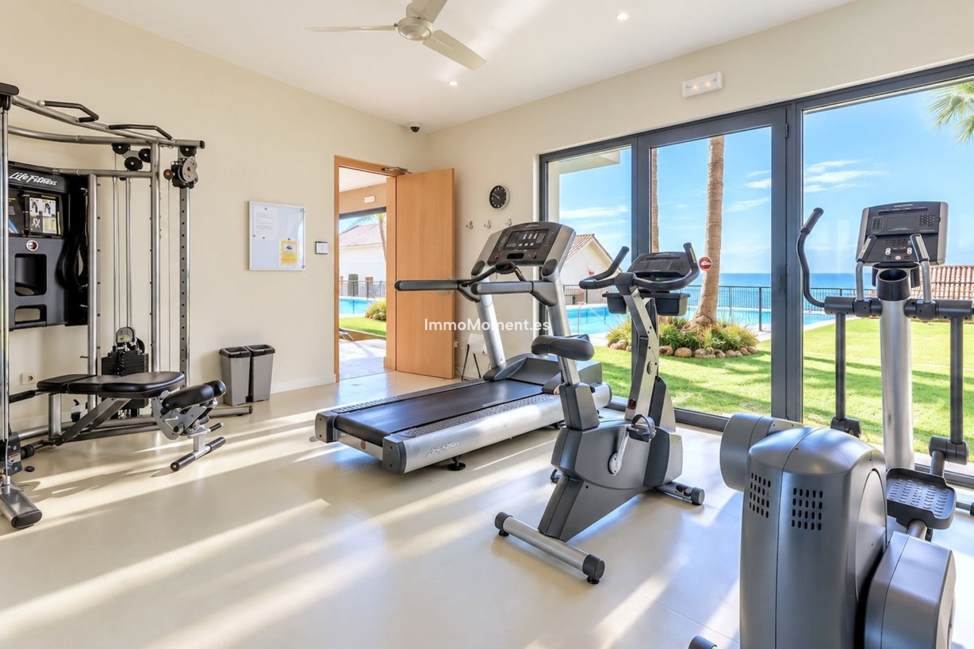 Resale - Apartment - Marbella - Altos de los Monteros