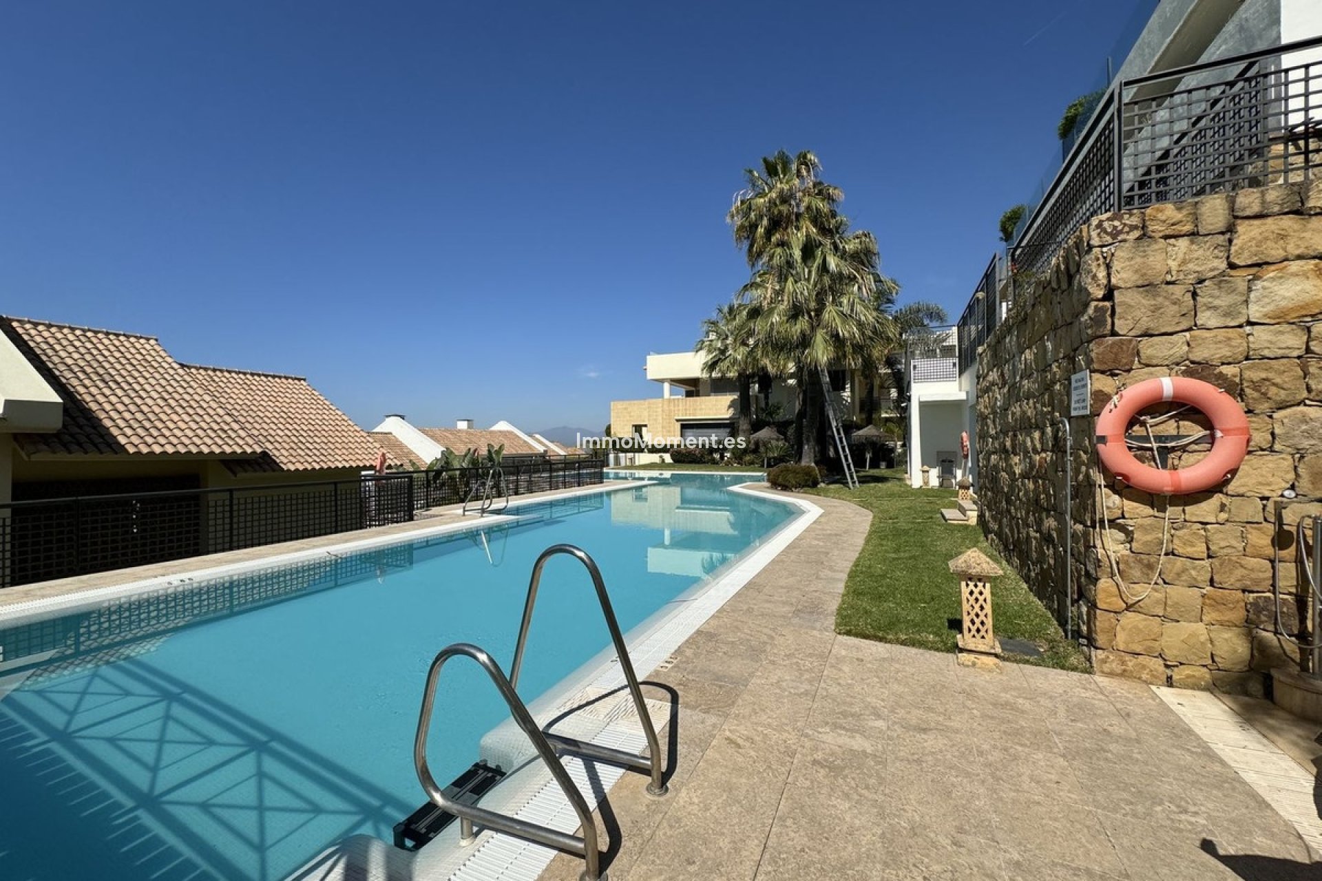 Resale - Apartment - Marbella - Altos de los Monteros