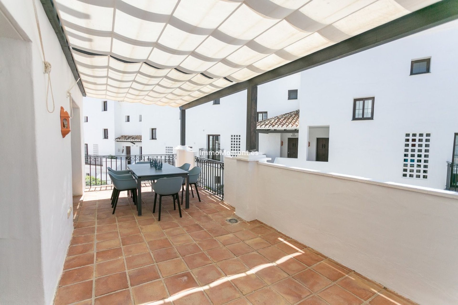 Resale - Apartment - Marbella - Altos de los Monteros