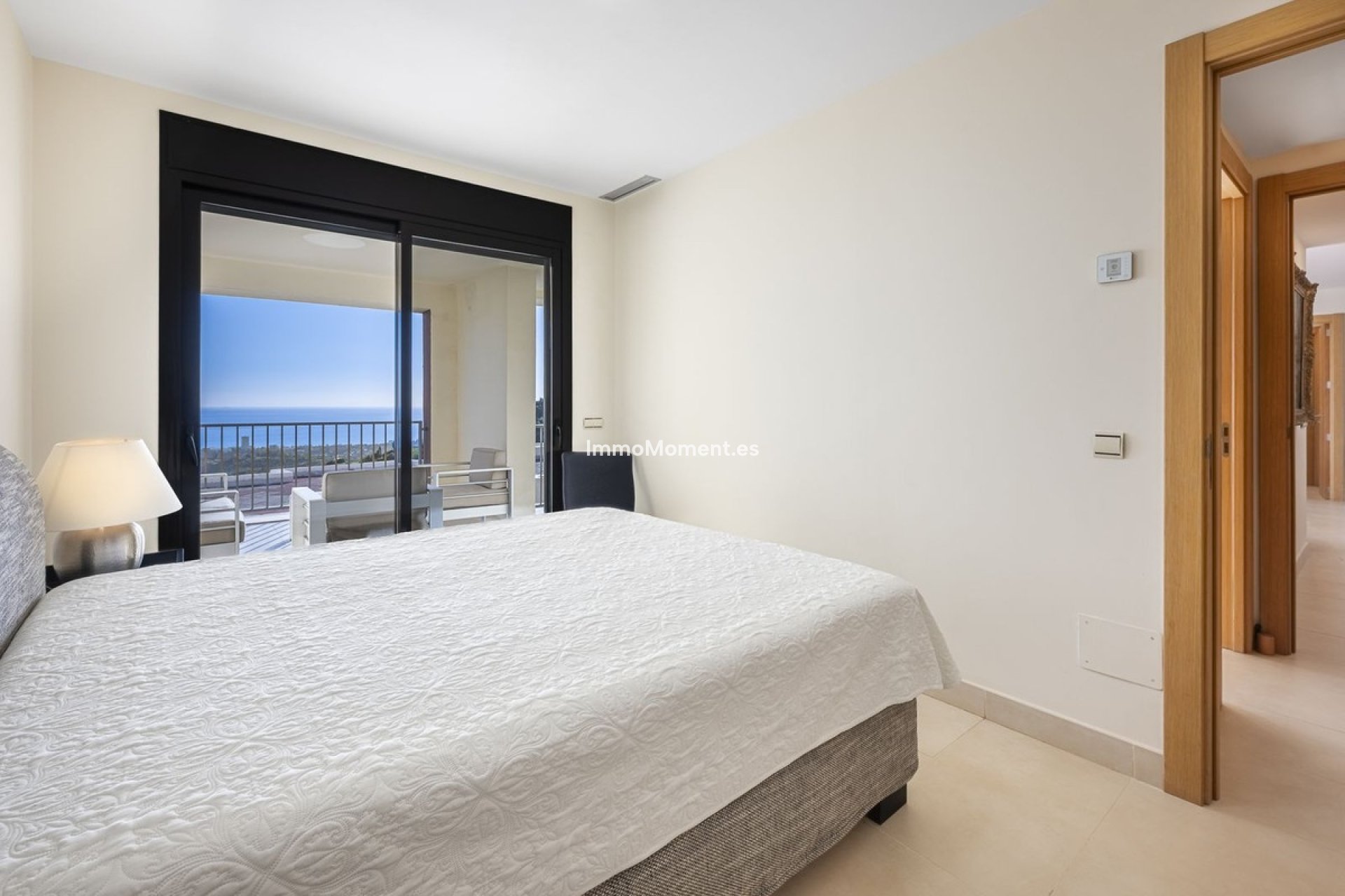 Resale - Apartment - Marbella - Altos de los Monteros