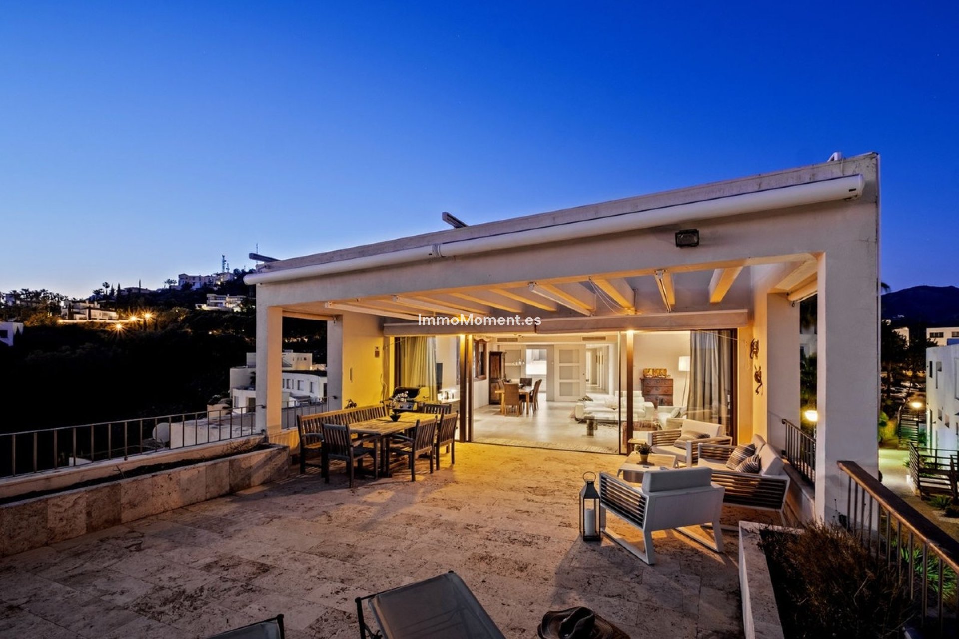 Resale - Apartment - Marbella - Altos de los Monteros