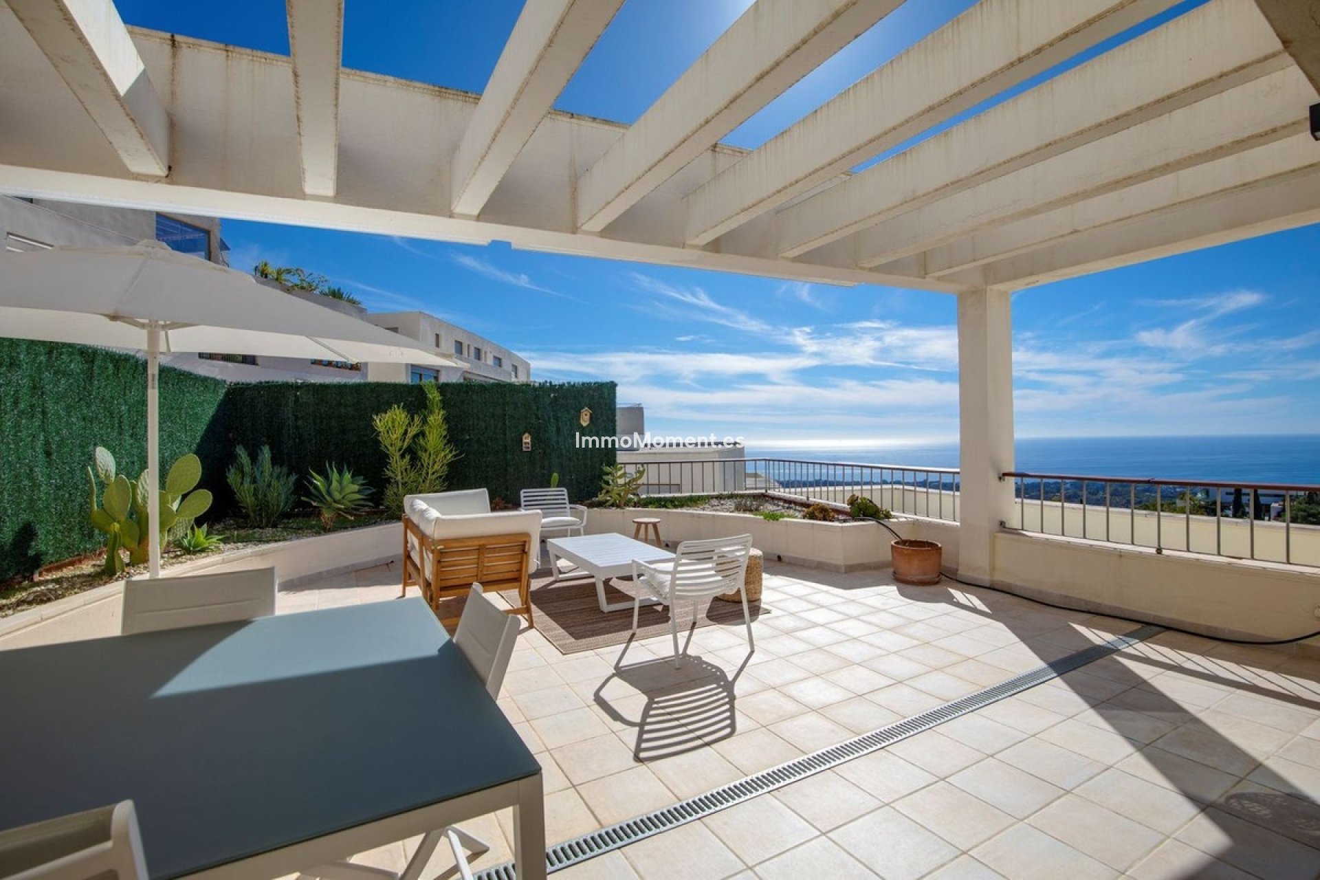 Resale - Apartment - Marbella - Altos de los Monteros