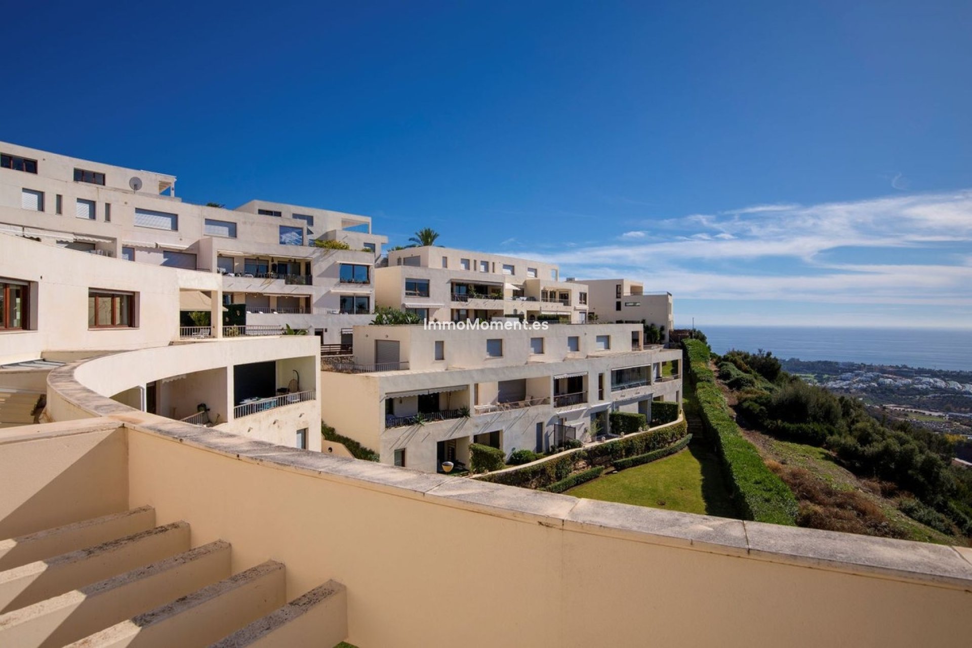 Resale - Apartment - Marbella - Altos de los Monteros