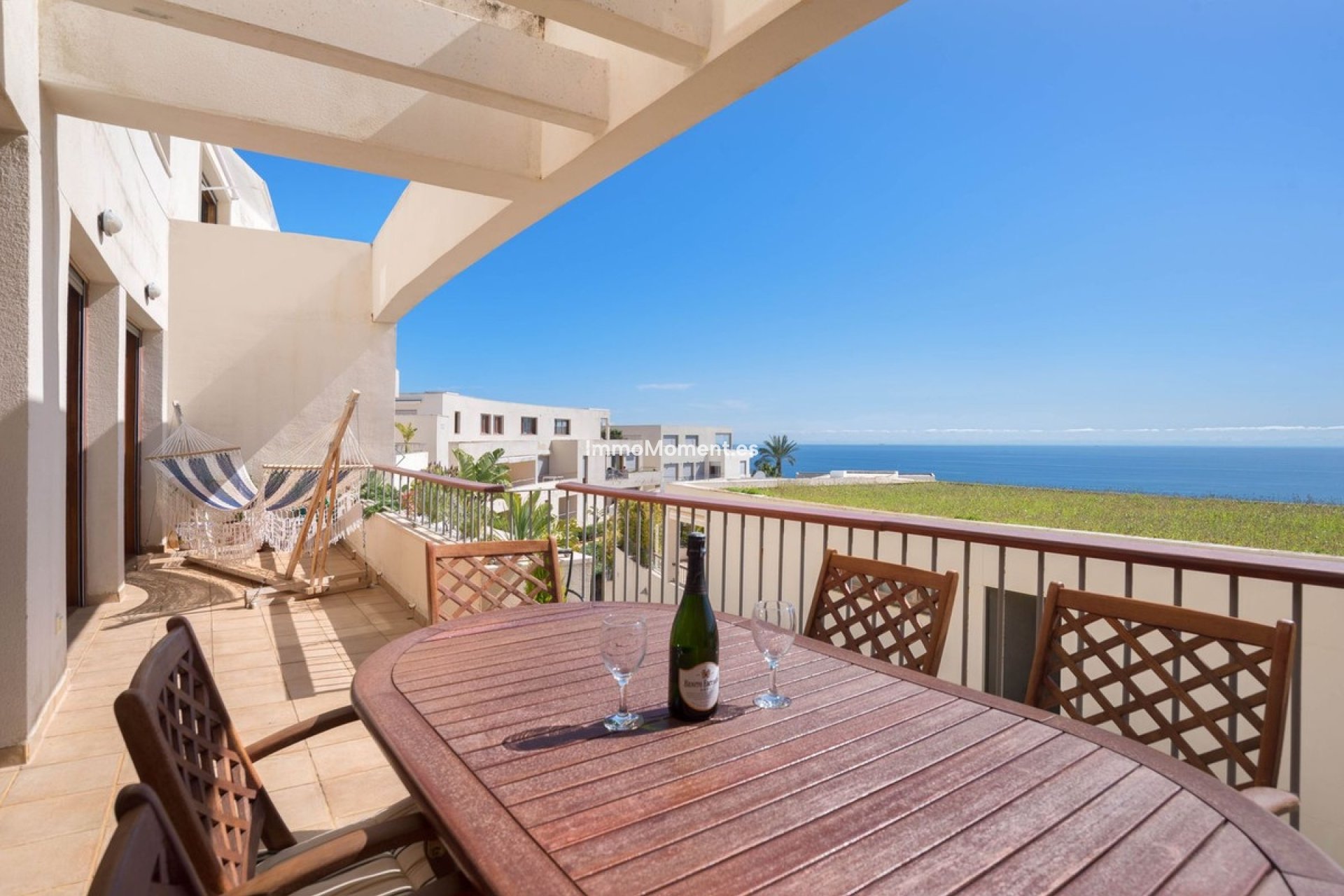 Resale - Apartment - Marbella - Altos de los Monteros
