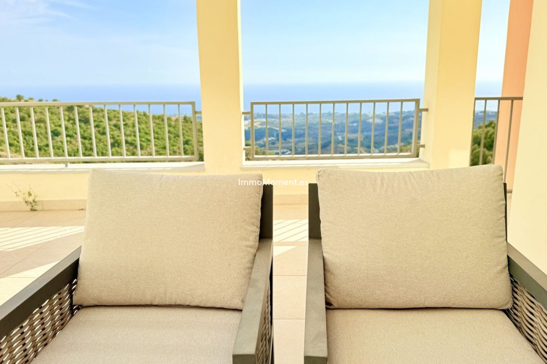 Resale - Apartment - Marbella - Altos de los Monteros