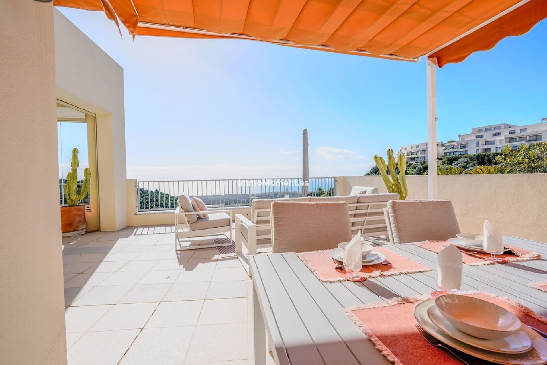 Resale - Apartment - Marbella - Altos de los Monteros