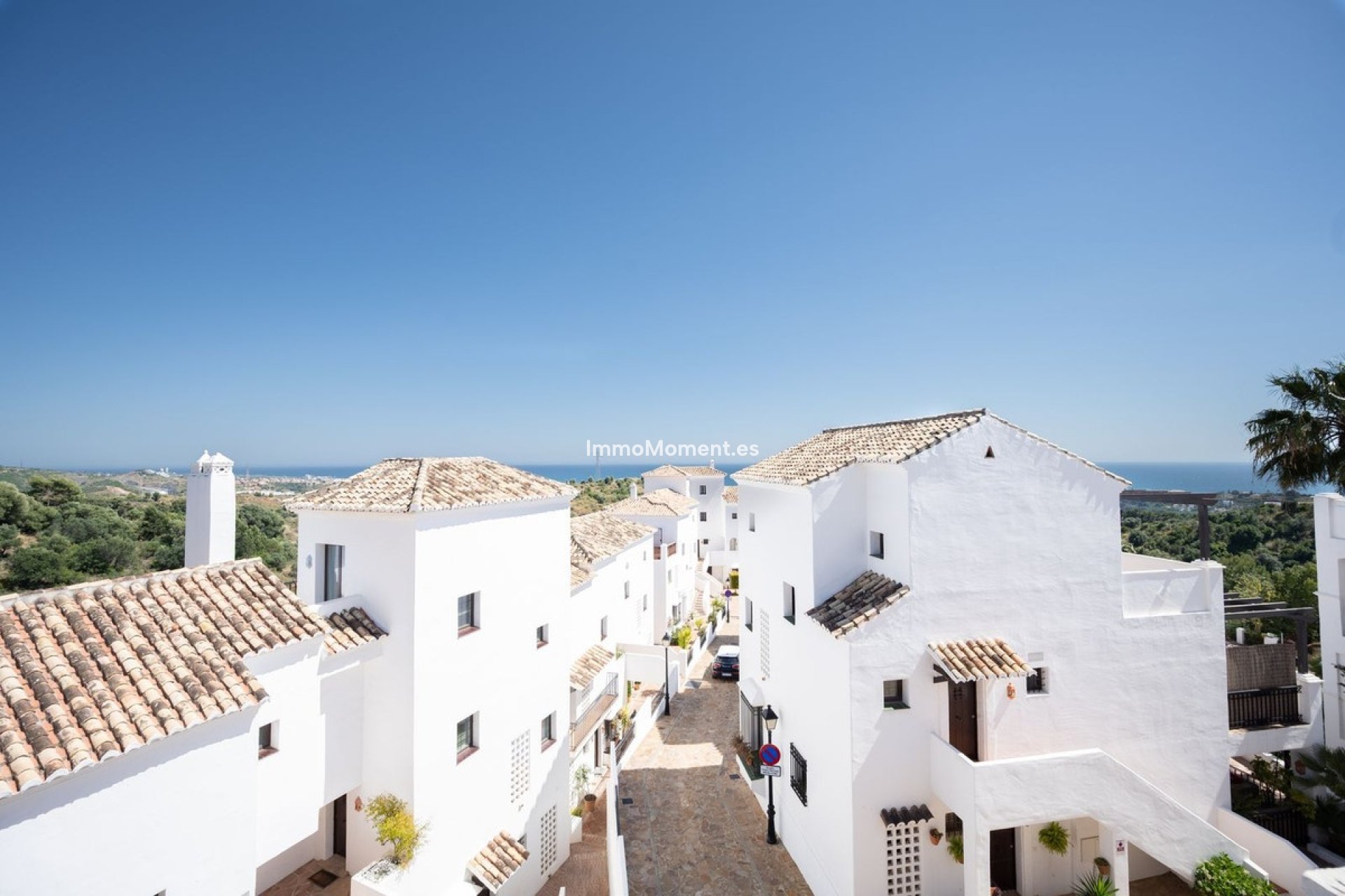 Resale - Apartment - Marbella - Altos de los Monteros