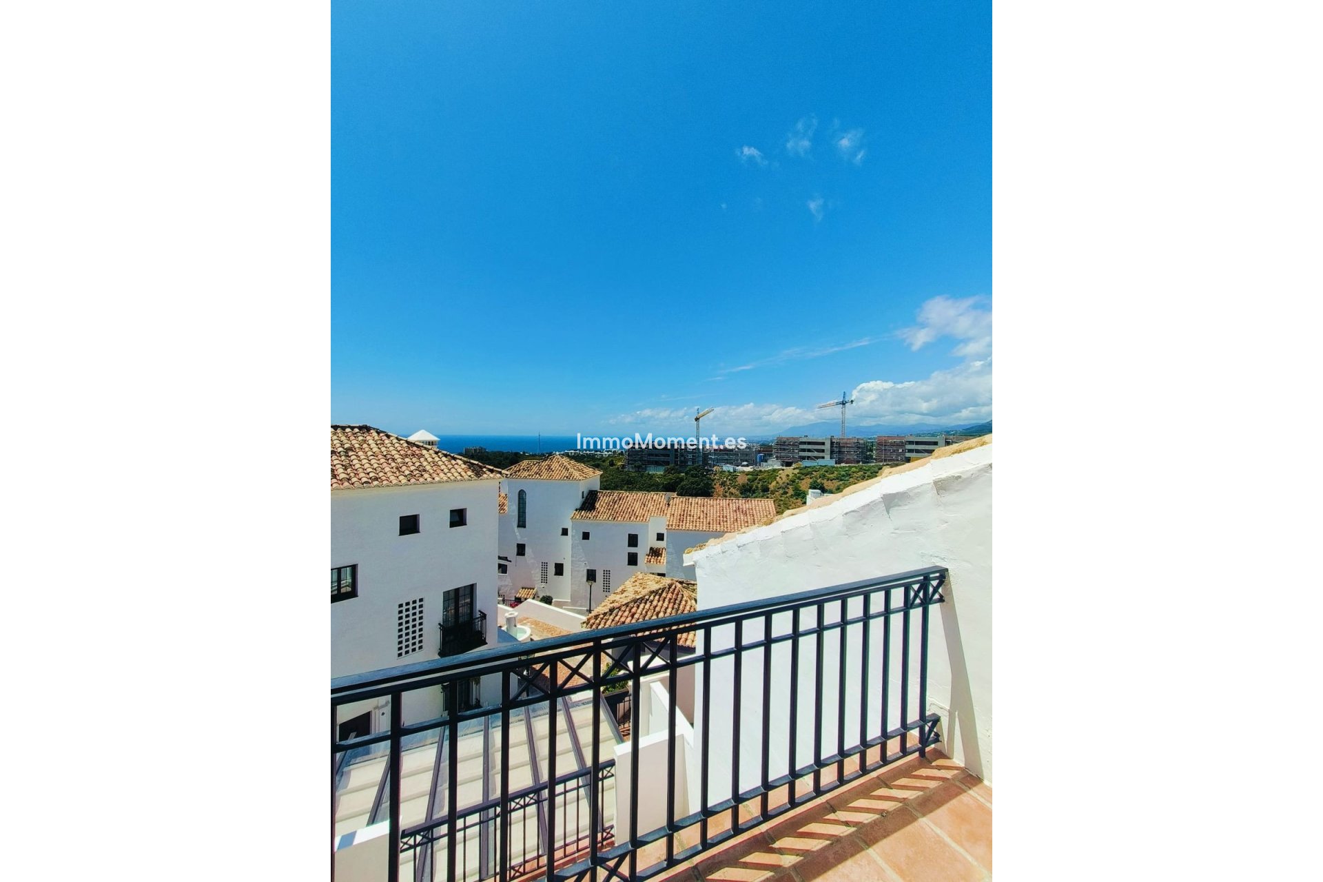 Resale - Apartment - Marbella - Altos de los Monteros
