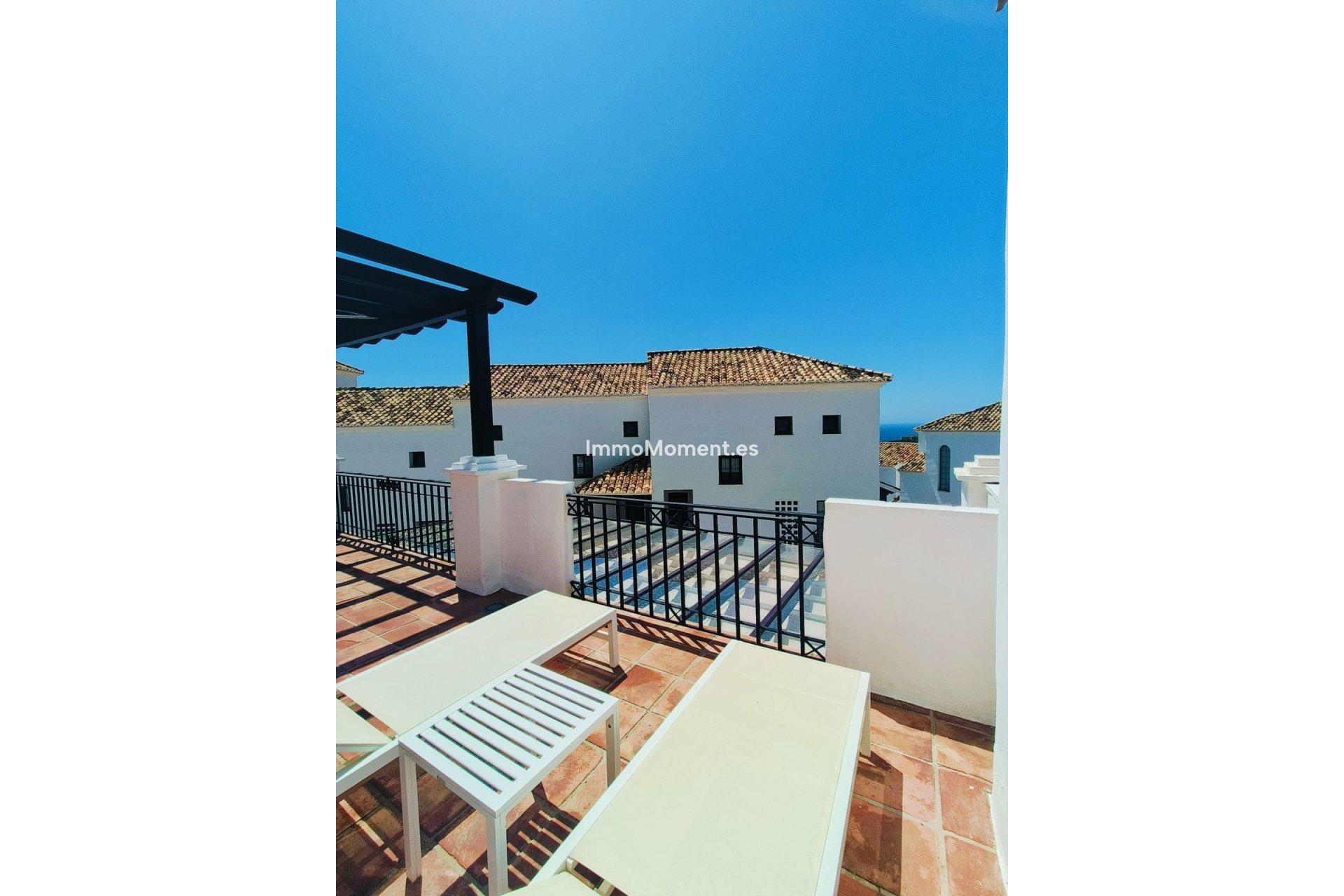 Resale - Apartment - Marbella - Altos de los Monteros